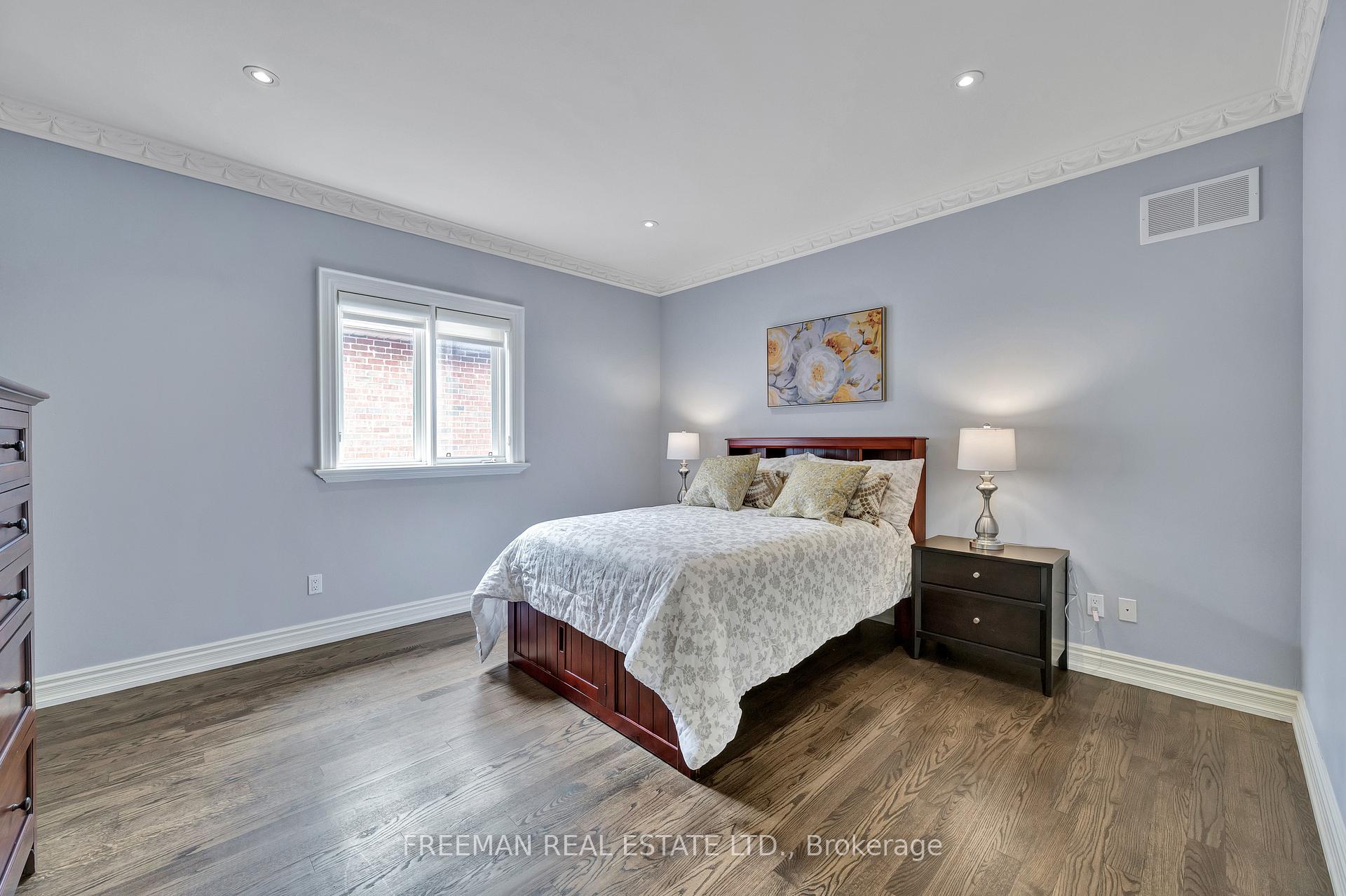 Photo 28 of 75 John Street, Markham, Thornhill — HOMEH