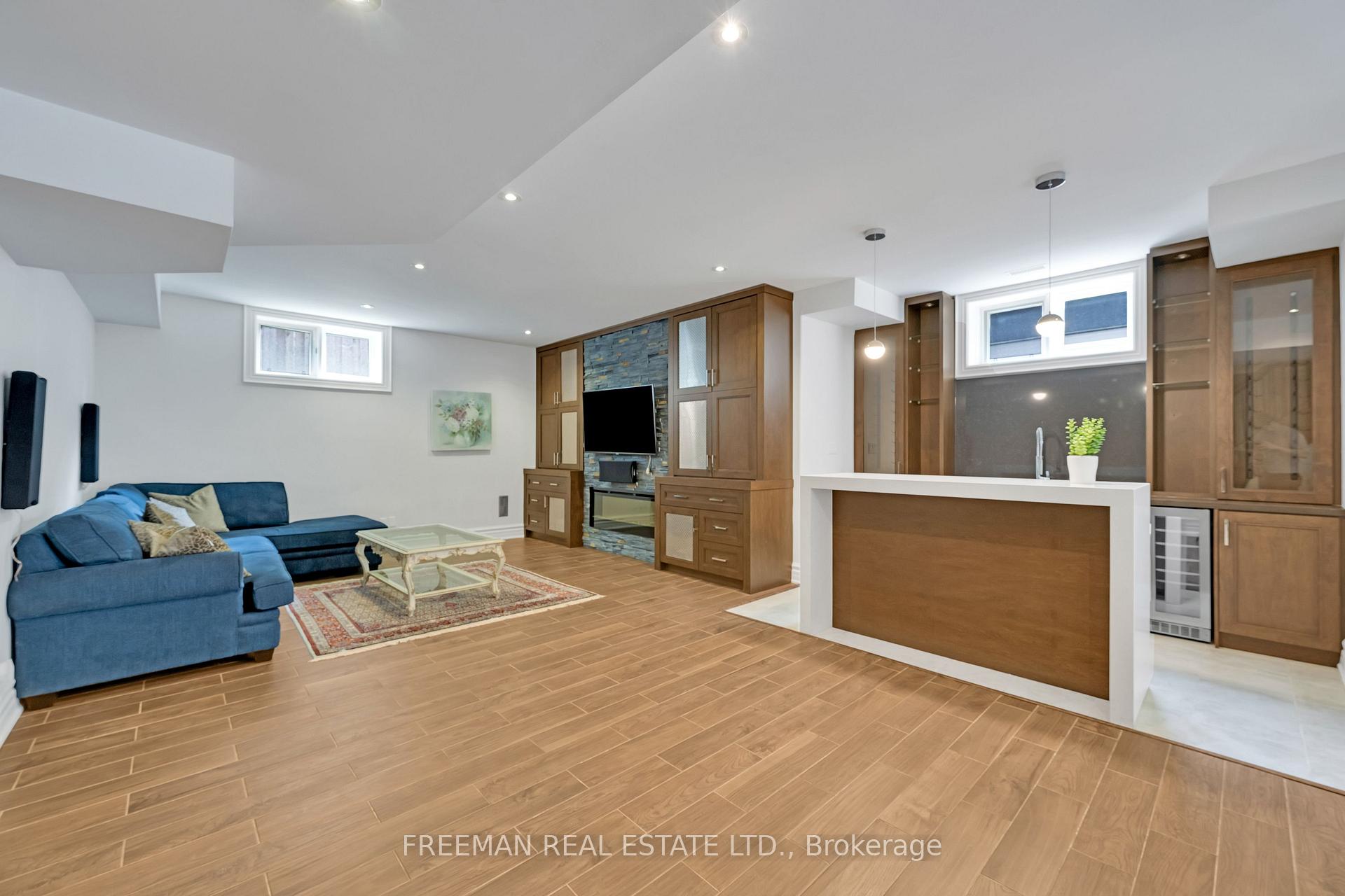 Photo 29 of 75 John Street, Markham, Thornhill — HOMEH