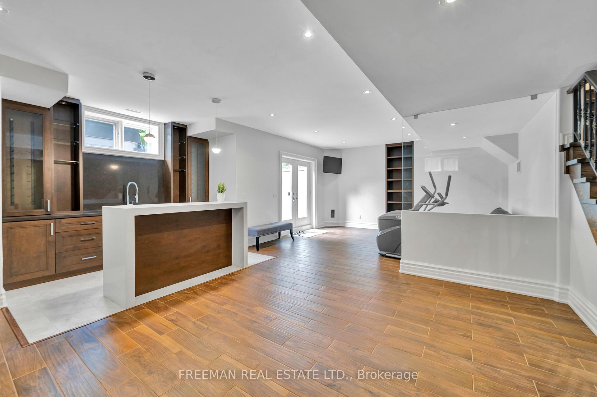 Photo 30 of 75 John Street, Markham, Thornhill — HOMEH
