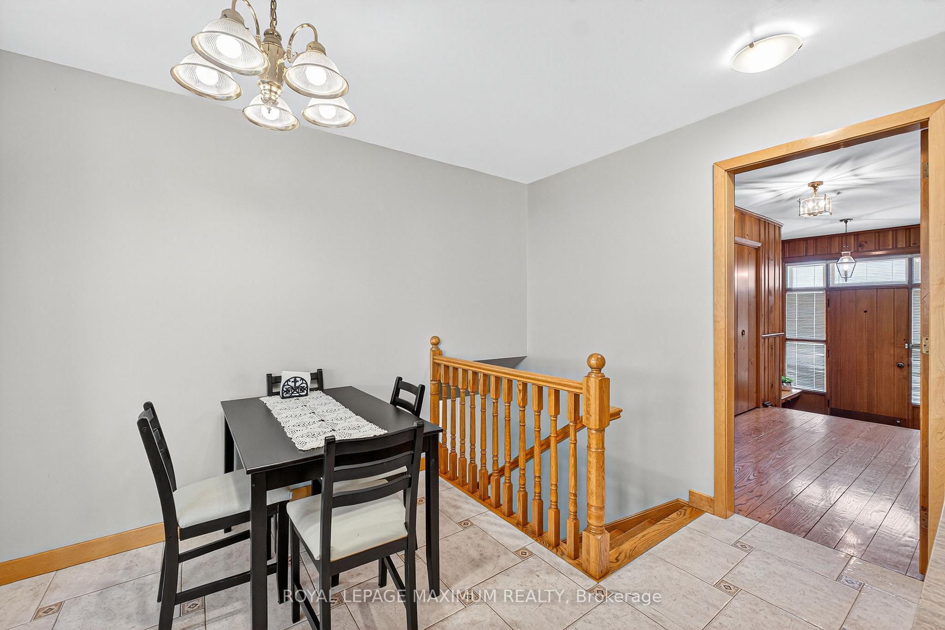 Photo 6 of 7519 Islington Avenue, Vaughan, East Woodbridge — HOMEH