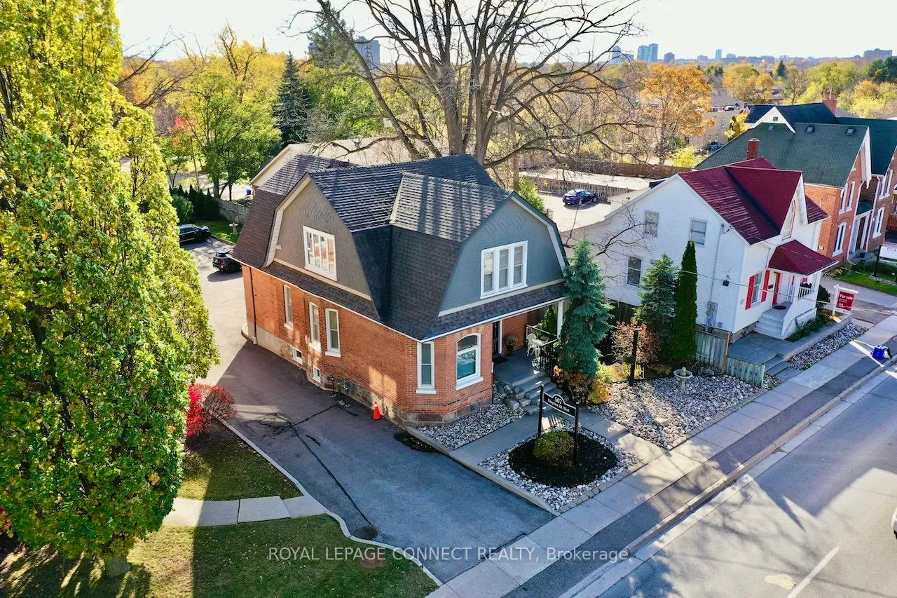 Front of 567 Kingston Road W