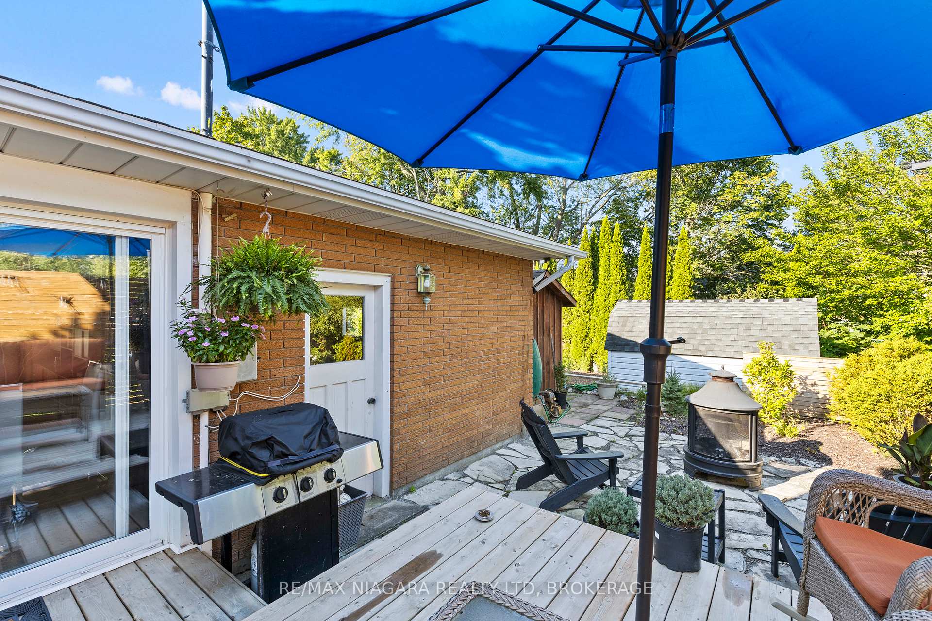 Photo 25 of 4 Willow Street N, Welland, Prince Charles — HOMEH