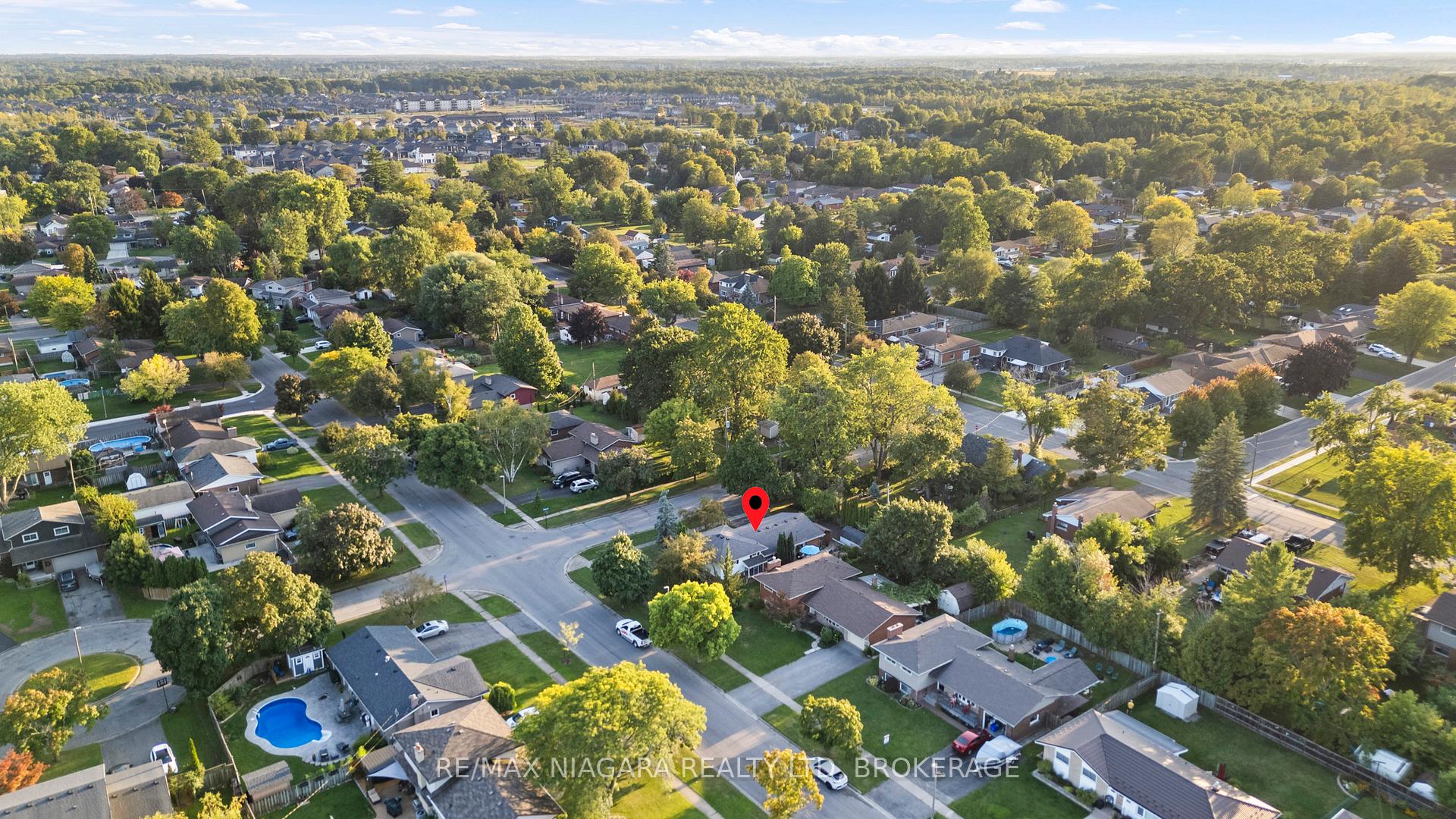 Photo 32 of 4 Willow Street N, Welland, Prince Charles — HOMEH