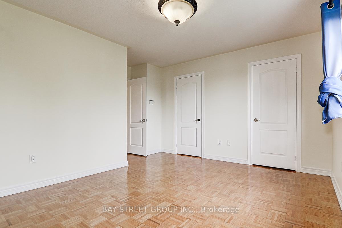 Photo 14 of 90 Cabernet Road, Vaughan, Patterson — HOMEH