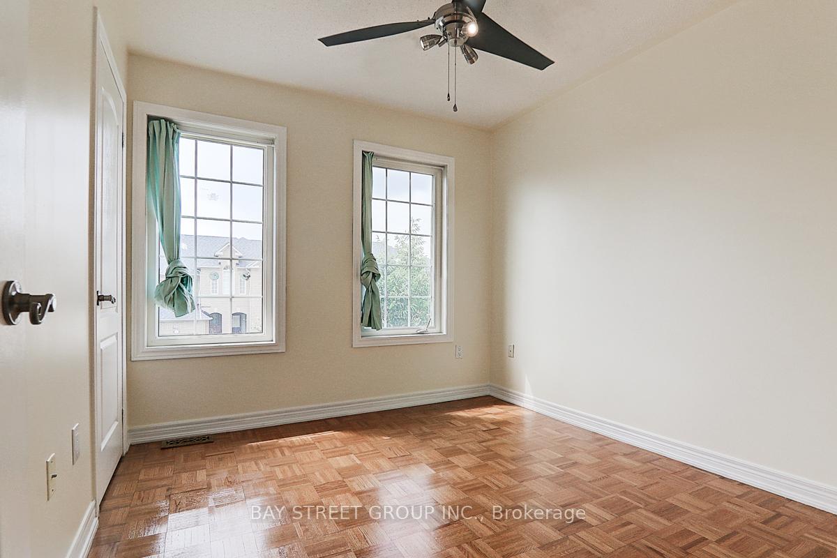 Photo 17 of 90 Cabernet Road, Vaughan, Patterson — HOMEH