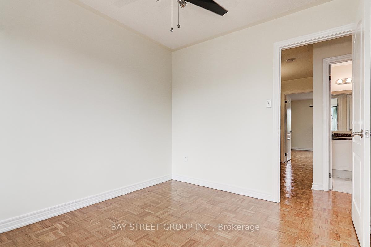 Photo 18 of 90 Cabernet Road, Vaughan, Patterson — HOMEH