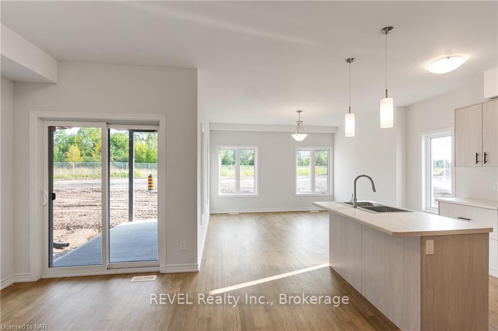 Photo 13 of 53 Laugher Avenue, Welland, Lincoln/Crowland — HOMEH
