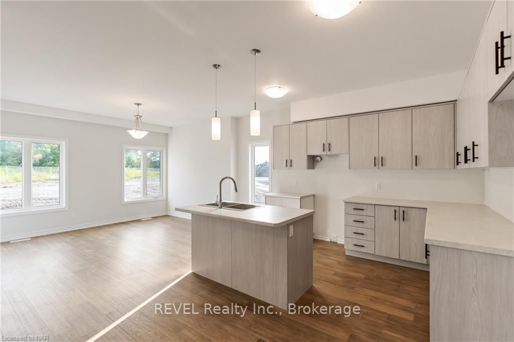 Photo 15 of 53 Laugher Avenue, Welland, Lincoln/Crowland — HOMEH