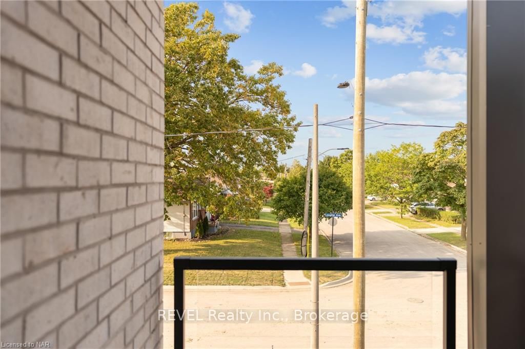 Photo 19 of 53 Laugher Avenue, Welland, Lincoln/Crowland — HOMEH