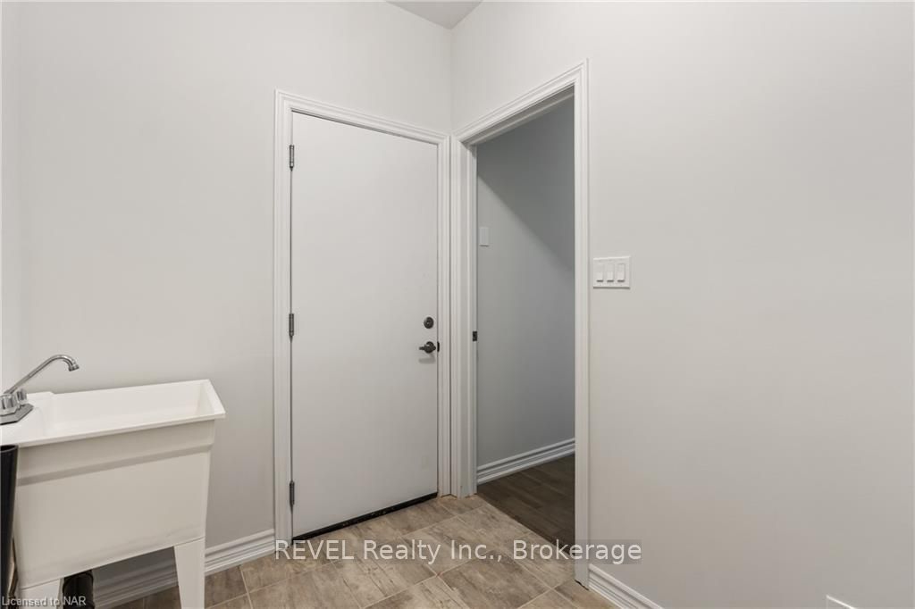 Photo 8 of 53 Laugher Avenue, Welland, Lincoln/Crowland — HOMEH