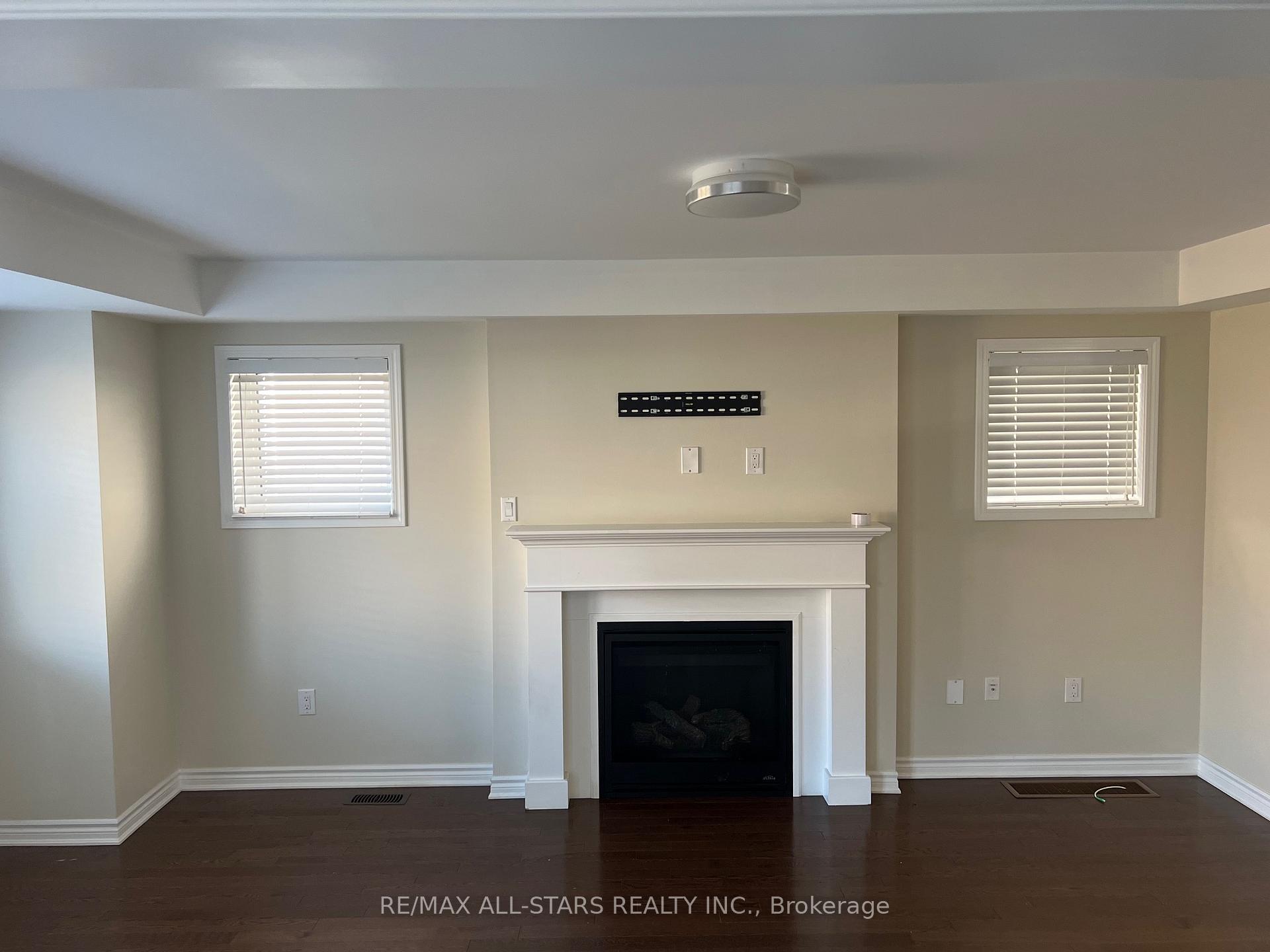 Photo 2 of 12 Westfield Drive, Whitby, Lynde Creek — HOMEH
