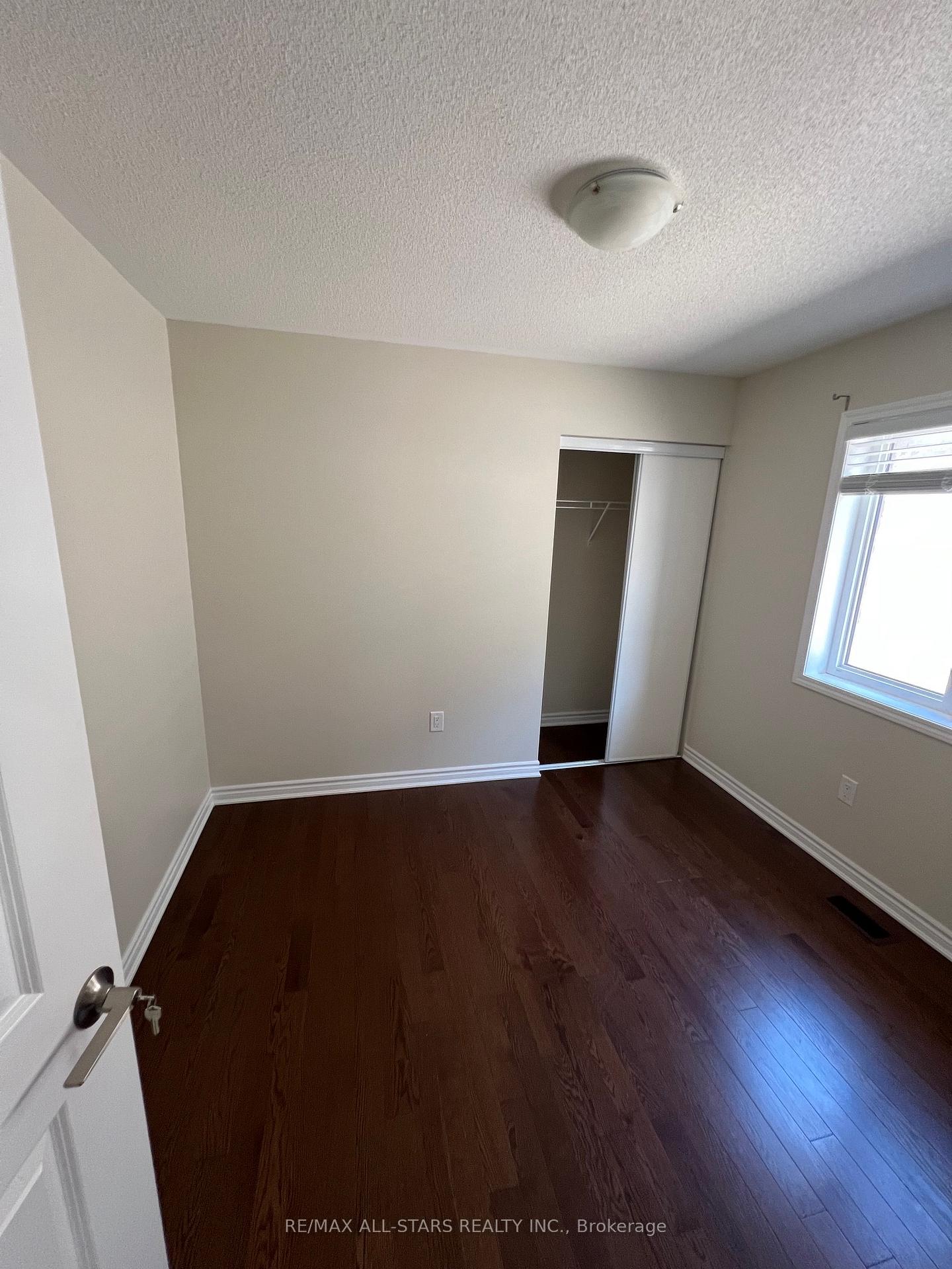 Photo 12 of 12 Westfield Drive, Whitby, Lynde Creek — HOMEH