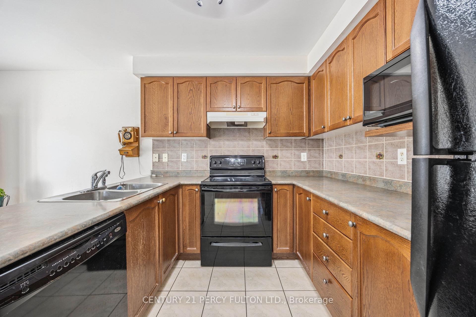 Photo 9 of 1 Robideau Place, Whitby, Pringle Creek — HOMEH