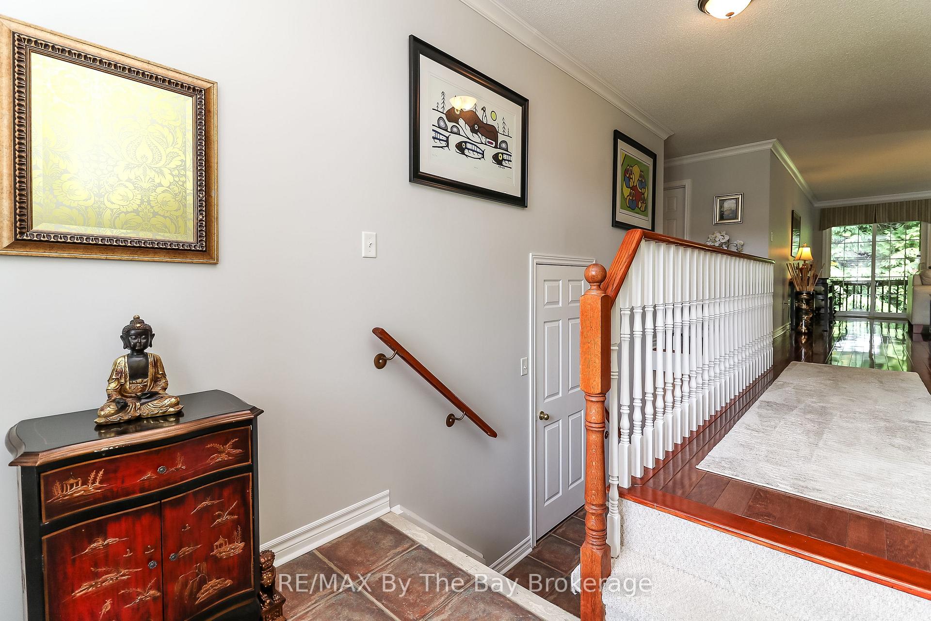 Photo 9 of 10 Masters Lane, Wasaga Beach — HOMEH