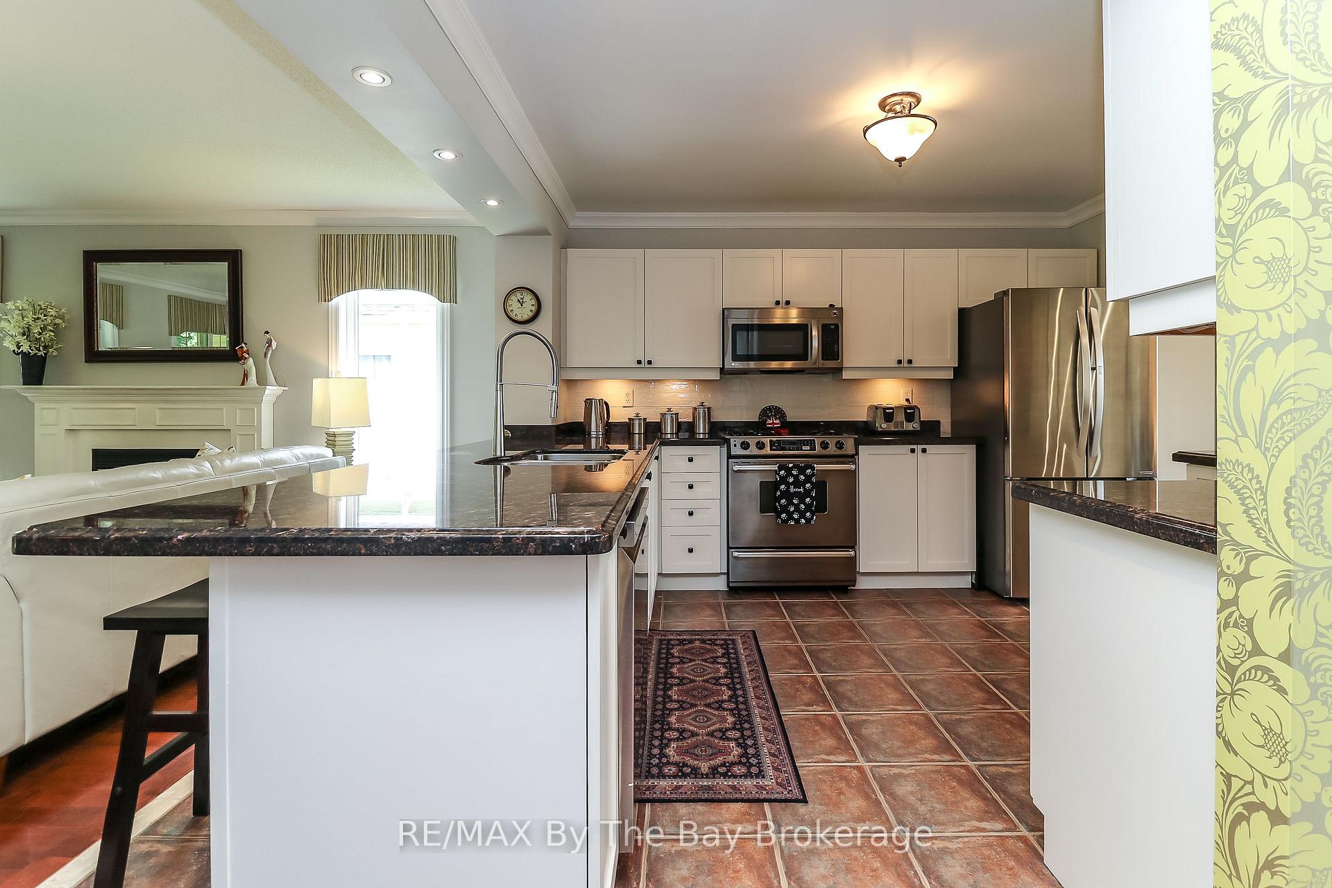 Photo 20 of 10 Masters Lane, Wasaga Beach — HOMEH