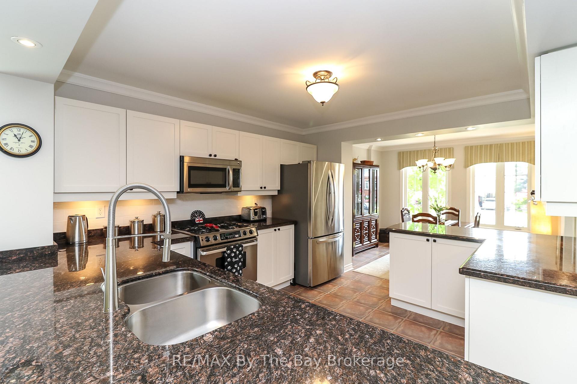 Photo 22 of 10 Masters Lane, Wasaga Beach — HOMEH
