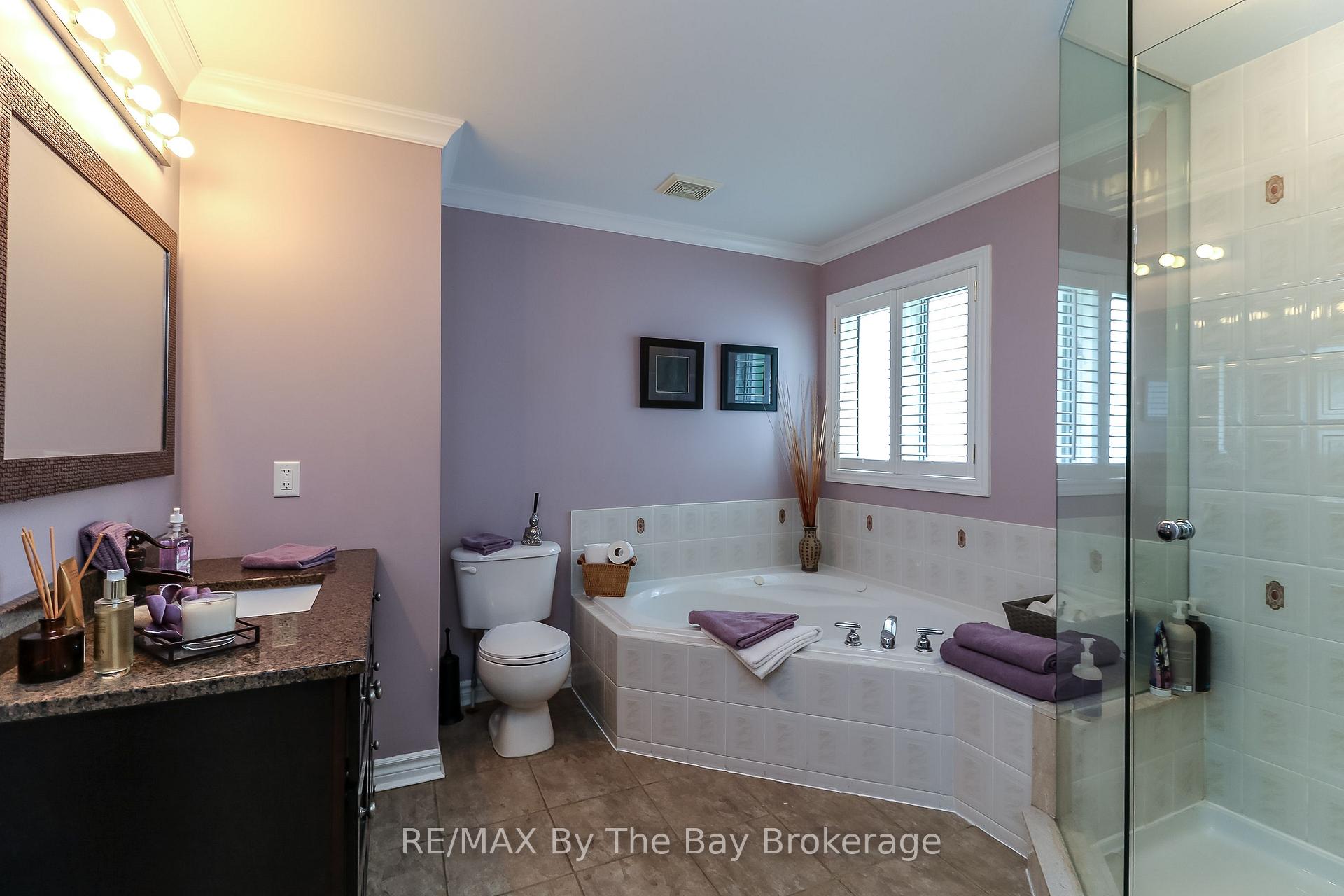 Photo 31 of 10 Masters Lane, Wasaga Beach — HOMEH