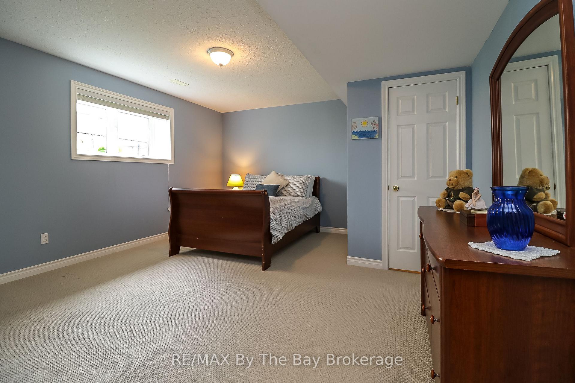 Photo 46 of 10 Masters Lane, Wasaga Beach — HOMEH