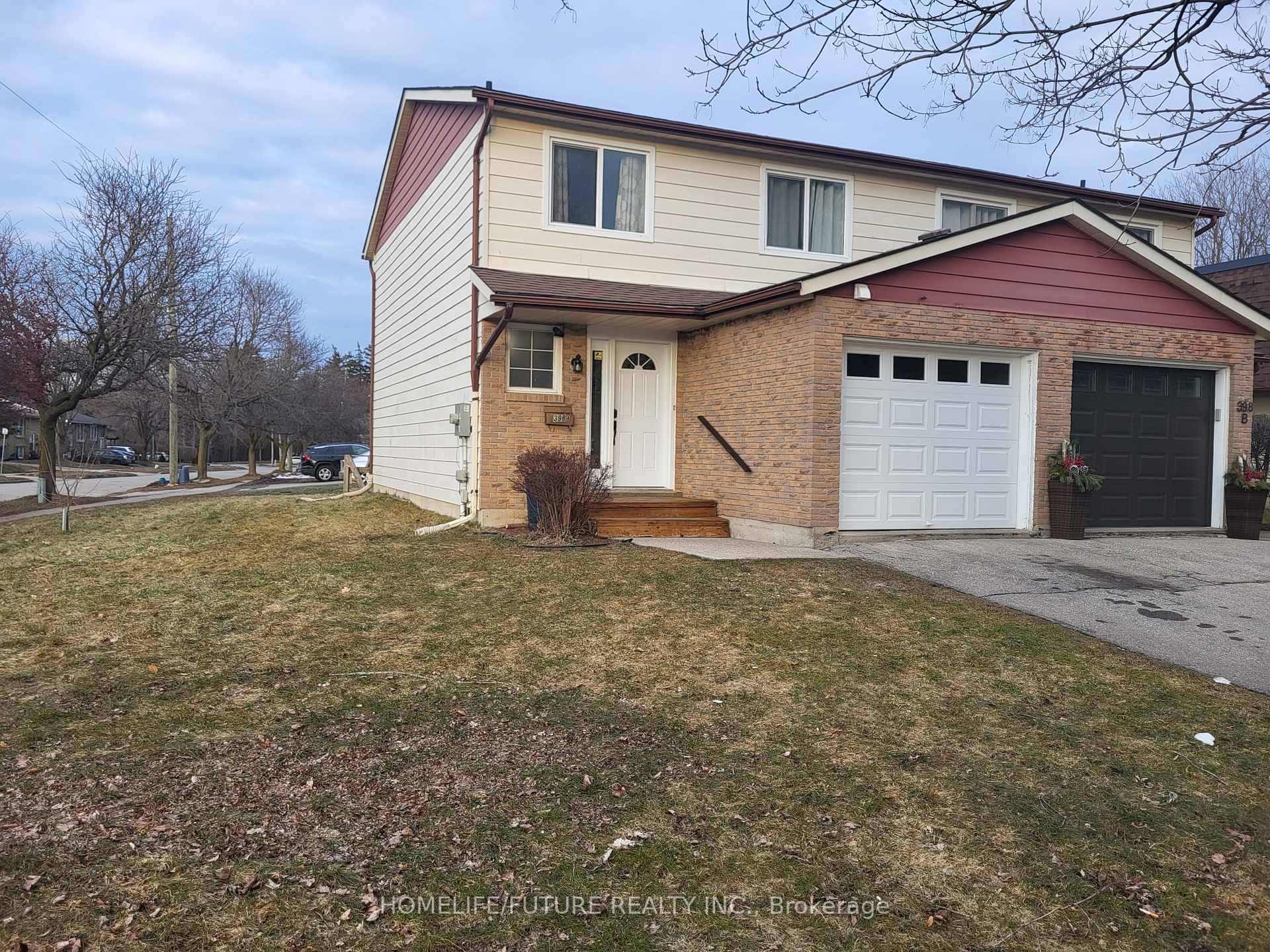 Photo 2 of 398A Churchill Court, Waterloo — HOMEH