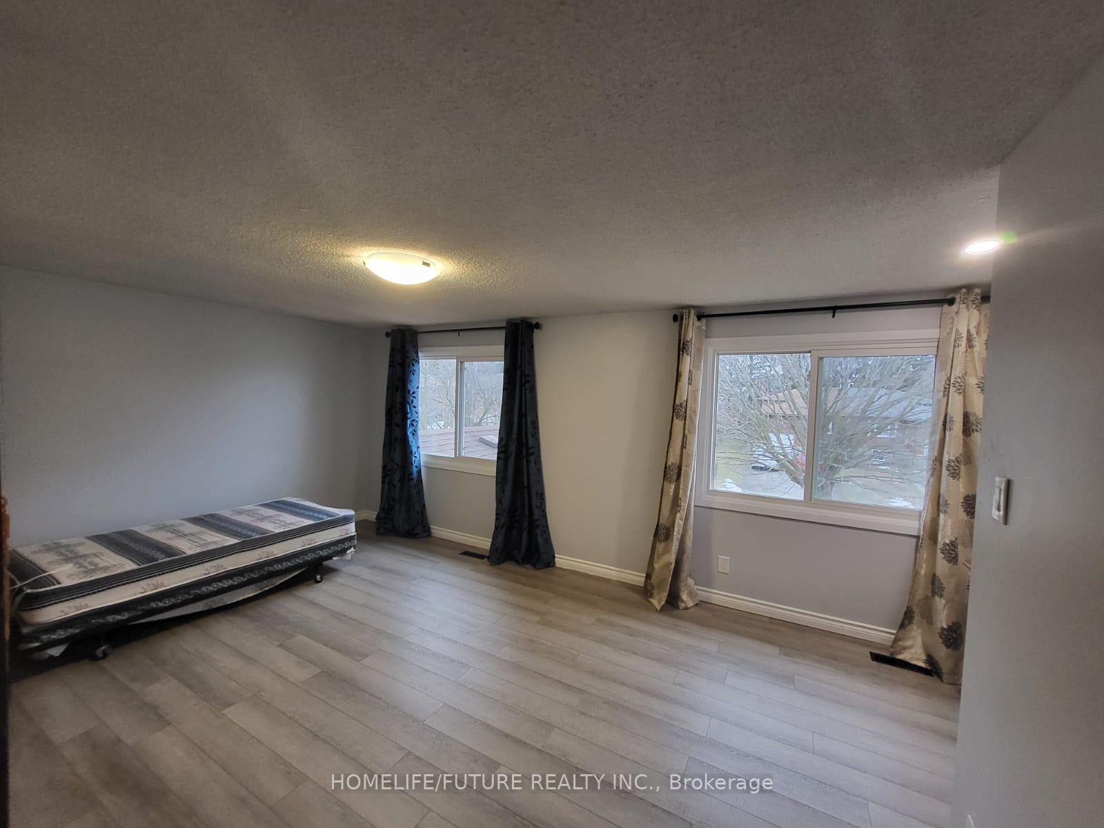 Photo 5 of 398A Churchill Court, Waterloo — HOMEH