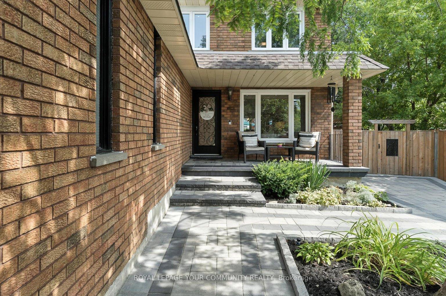 Photo 3 of 89 Nestor Crescent, Vaughan, East Woodbridge — HOMEH