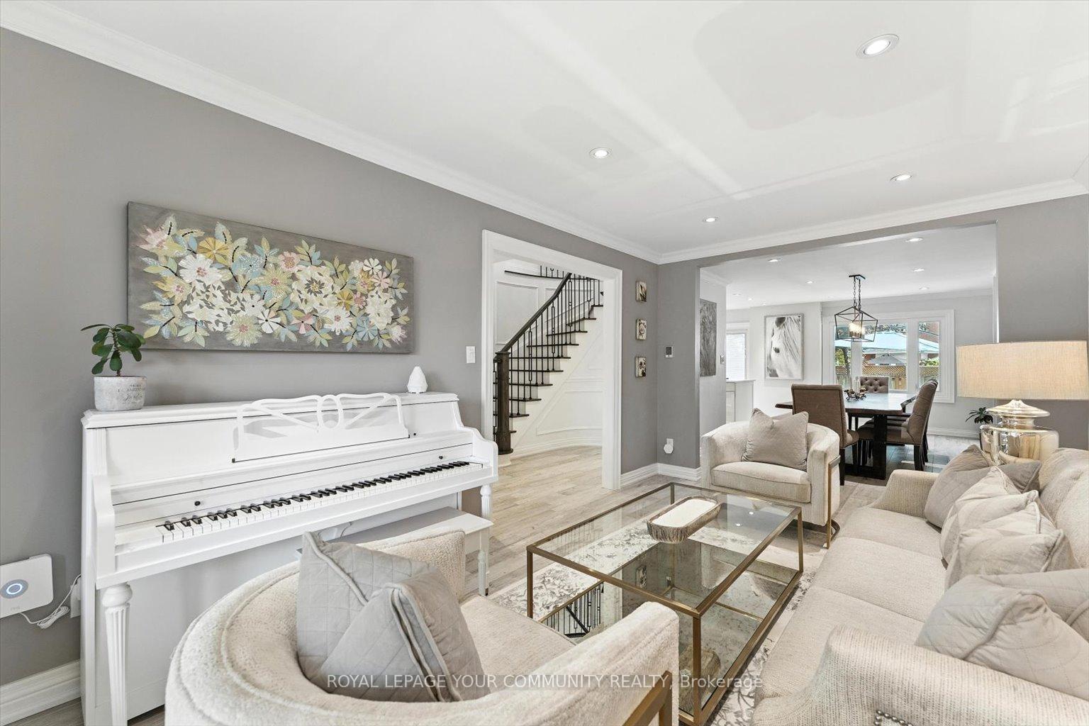 Photo 9 of 89 Nestor Crescent, Vaughan, East Woodbridge — HOMEH