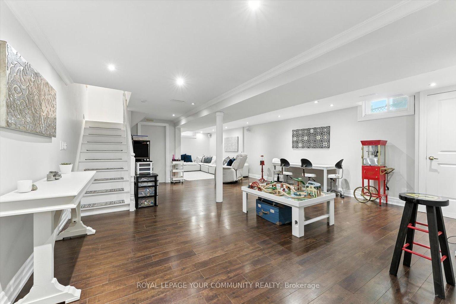 Photo 32 of 89 Nestor Crescent, Vaughan, East Woodbridge — HOMEH