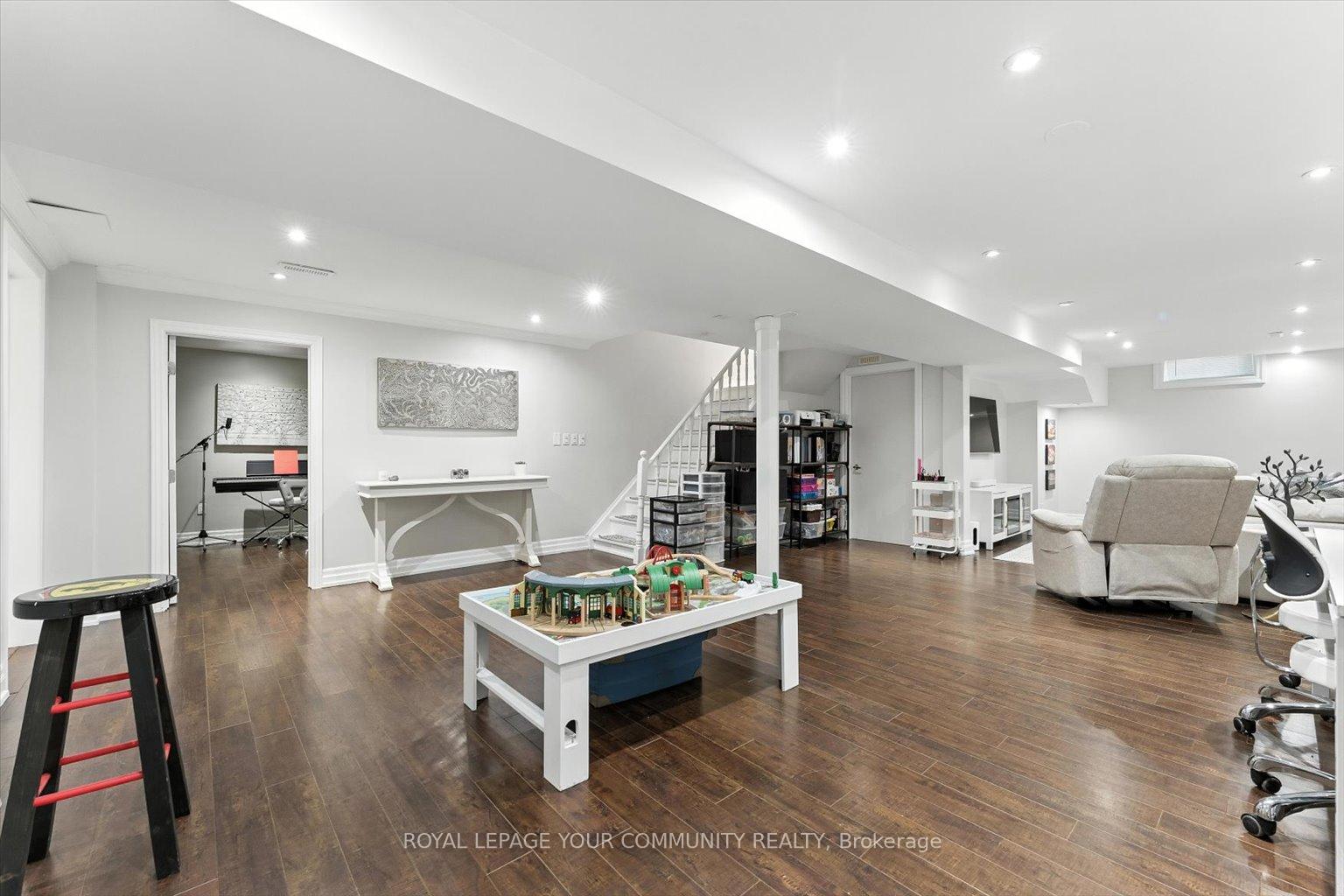 Photo 37 of 89 Nestor Crescent, Vaughan, East Woodbridge — HOMEH