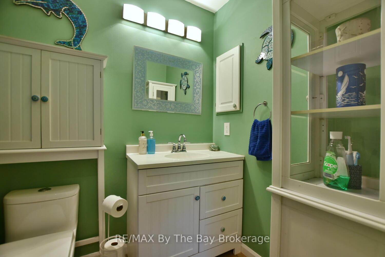 Photo 11 of 126 Fernbrook Drive, Wasaga Beach — HOMEH