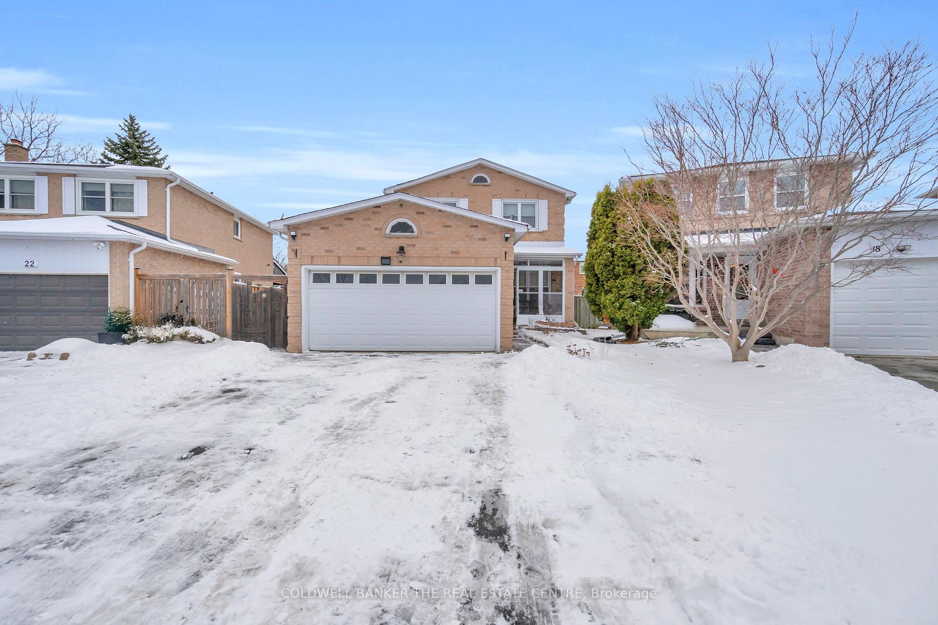 Photo 2 of 20 Backus Court, Markham, Raymerville — HOMEH
