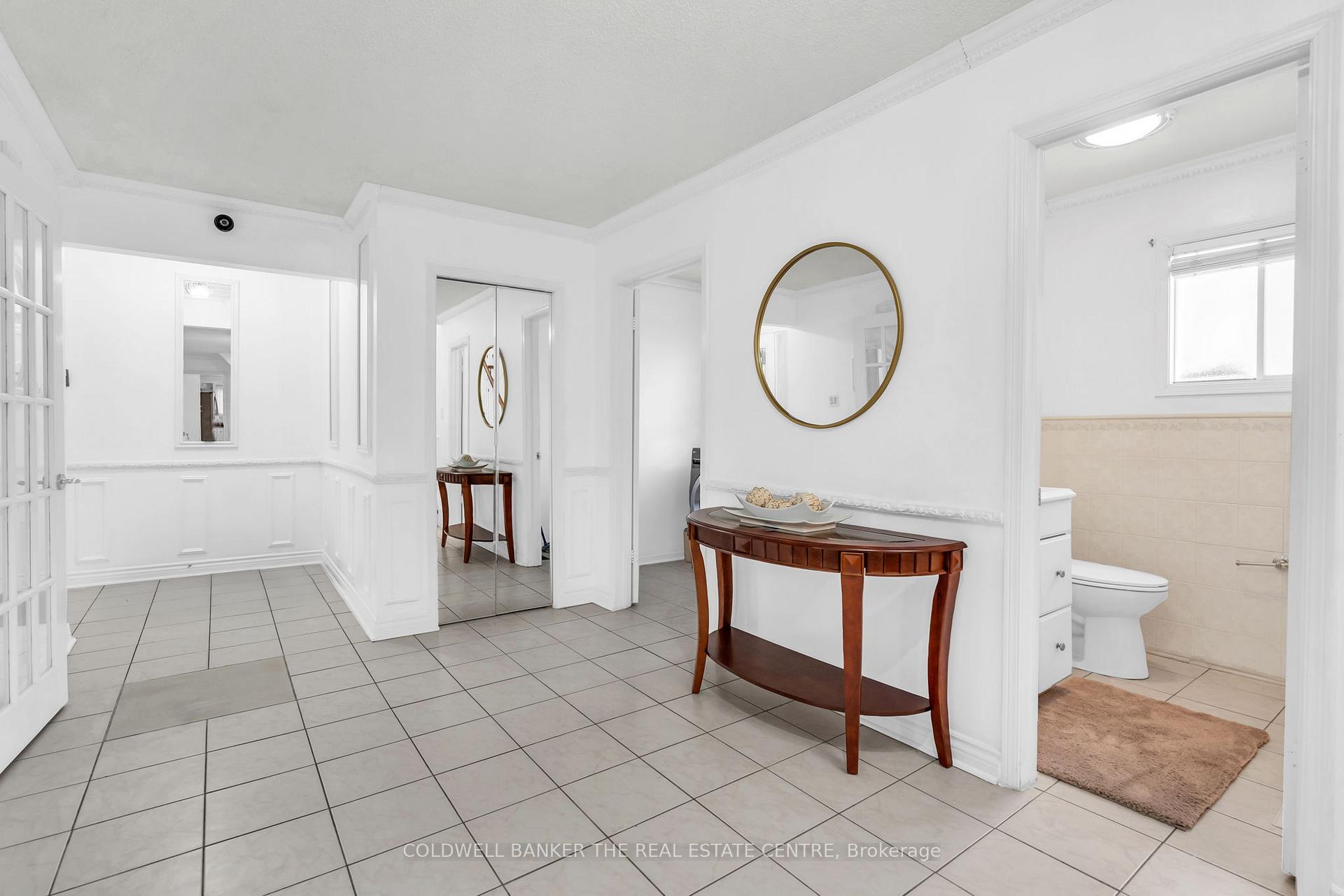 Photo 6 of 20 Backus Court, Markham, Raymerville — HOMEH