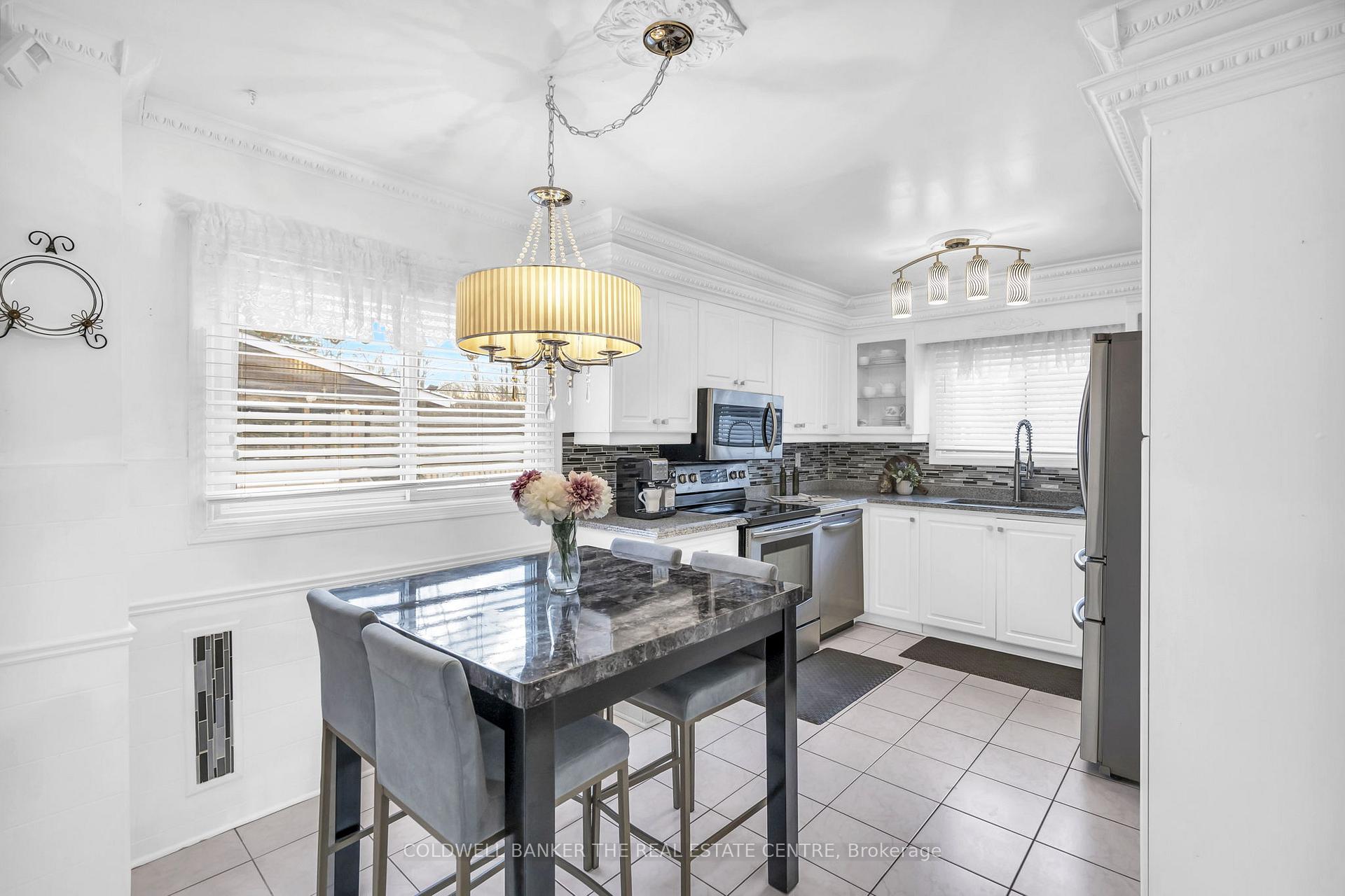 Photo 15 of 20 Backus Court, Markham, Raymerville — HOMEH