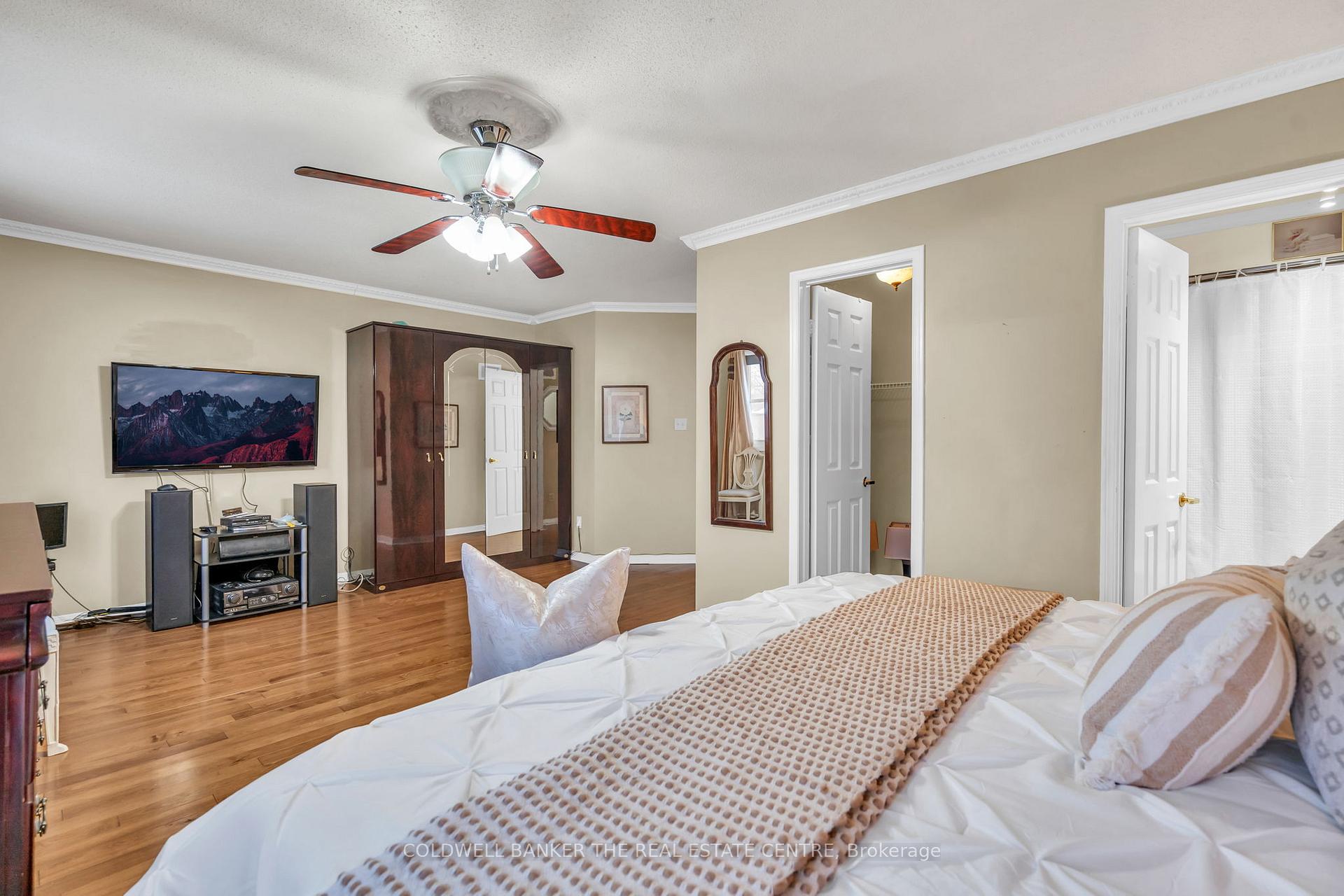 Photo 21 of 20 Backus Court, Markham, Raymerville — HOMEH