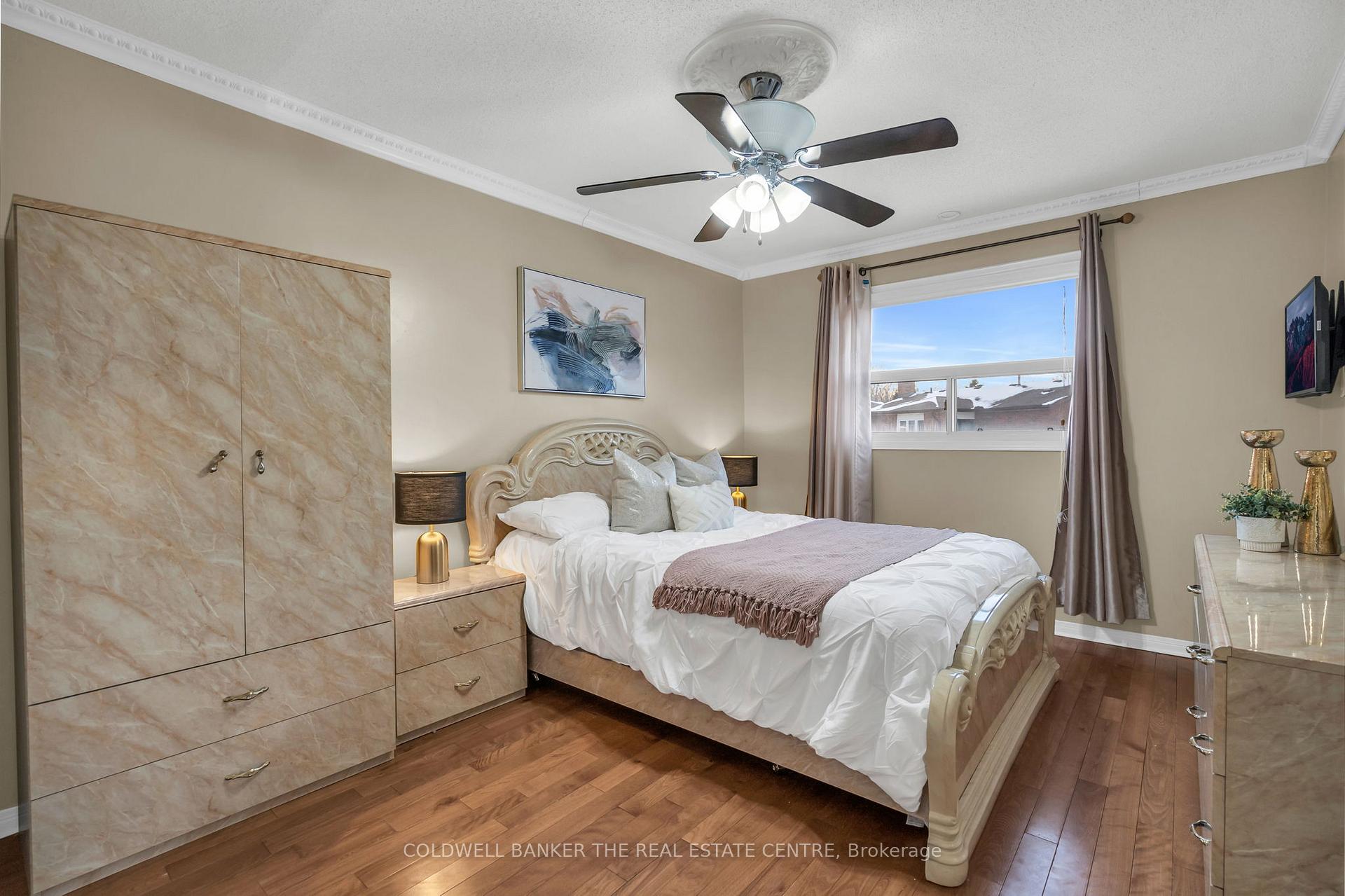 Photo 23 of 20 Backus Court, Markham, Raymerville — HOMEH