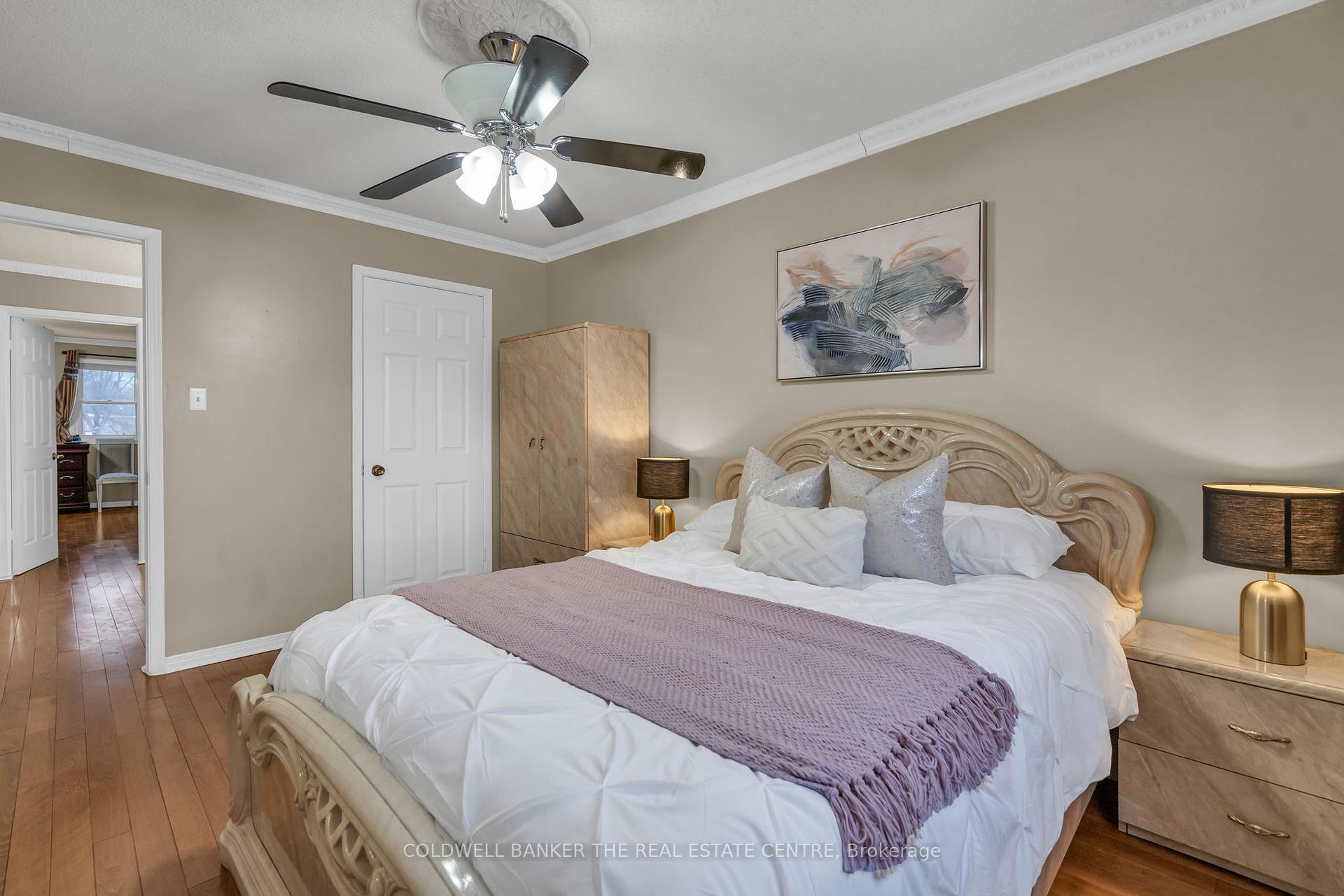 Photo 24 of 20 Backus Court, Markham, Raymerville — HOMEH