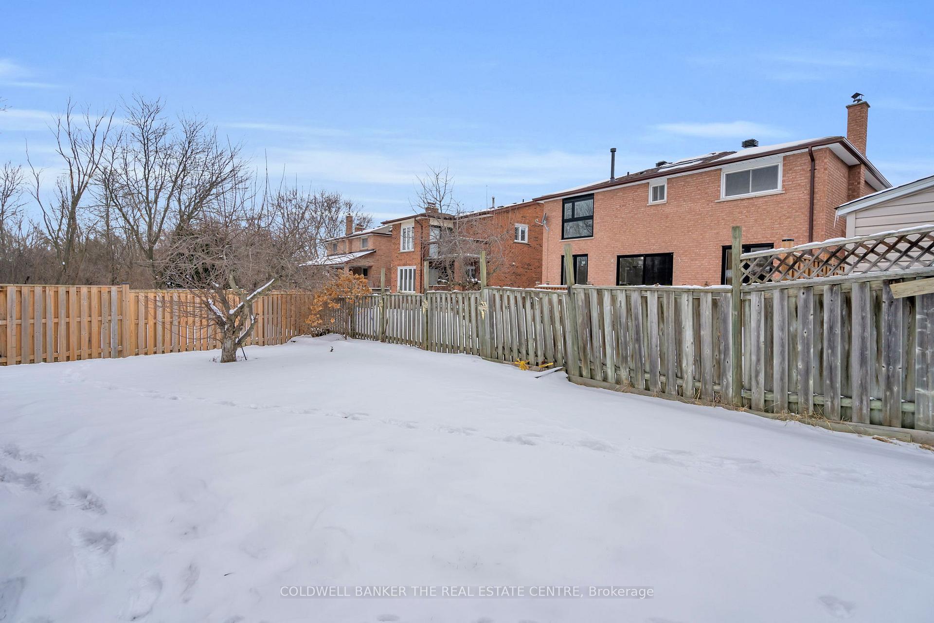 Photo 36 of 20 Backus Court, Markham, Raymerville — HOMEH