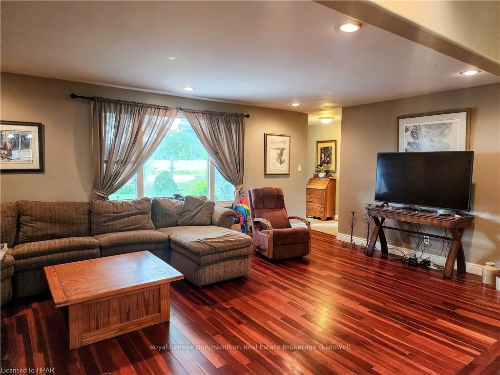 Photo 6 of 237 Forler Street, West Grey — HOMEH