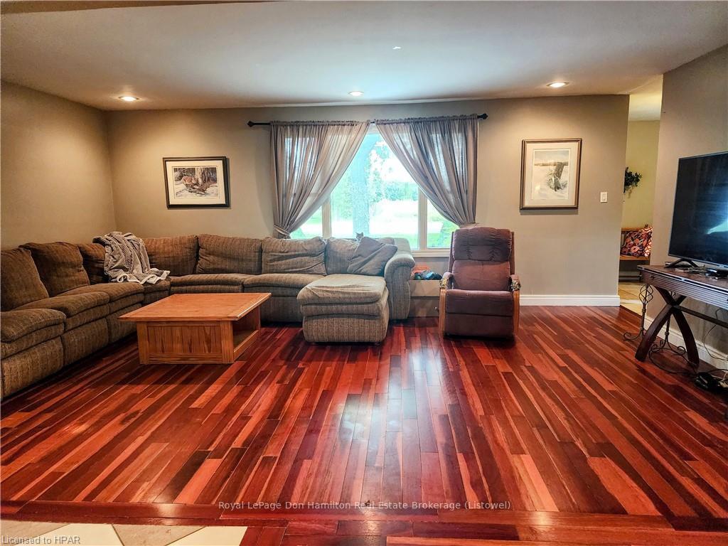 Photo 8 of 237 Forler Street, West Grey — HOMEH