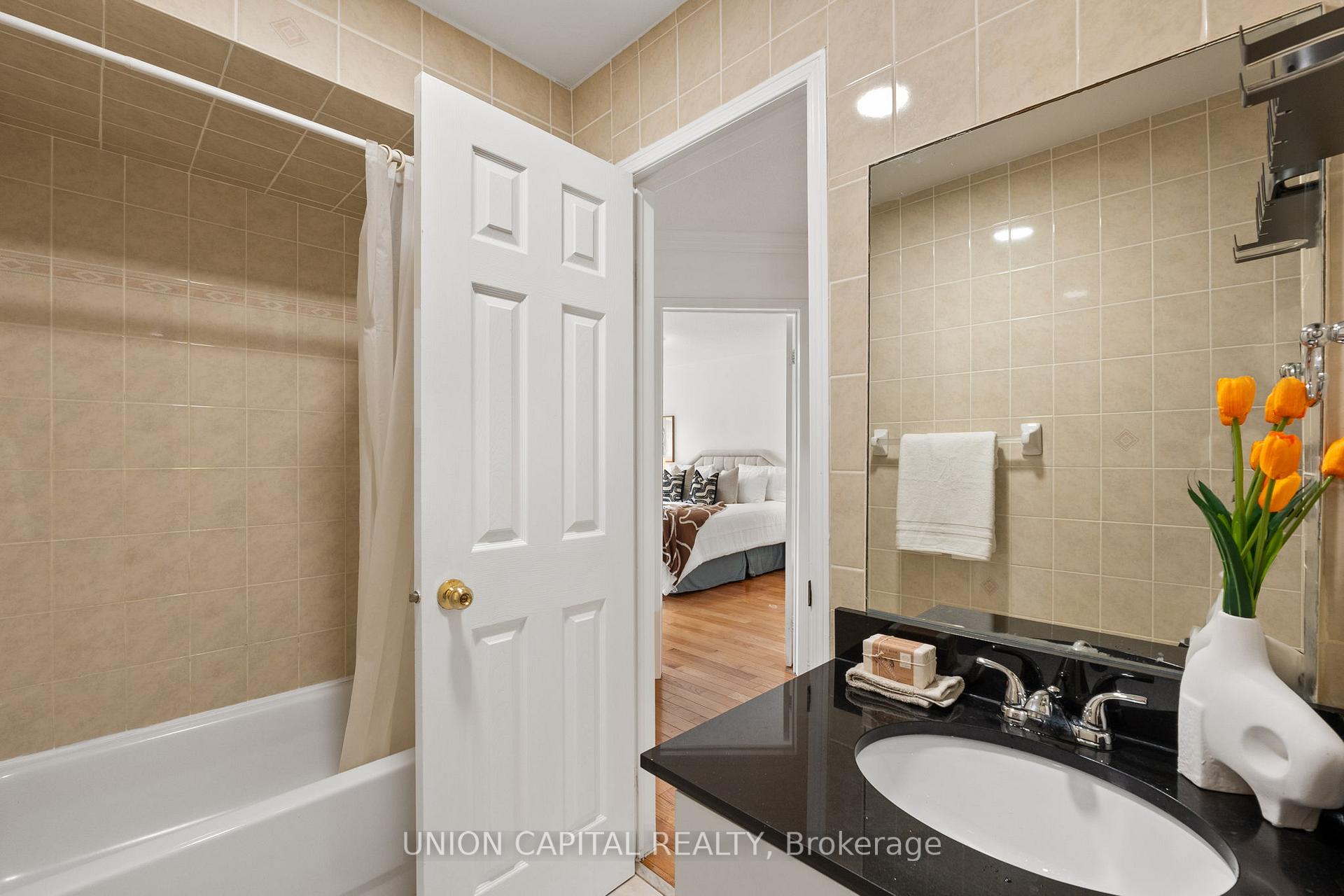 Photo 31 of 25 Milano Avenue, Vaughan, West Woodbridge — HOMEH