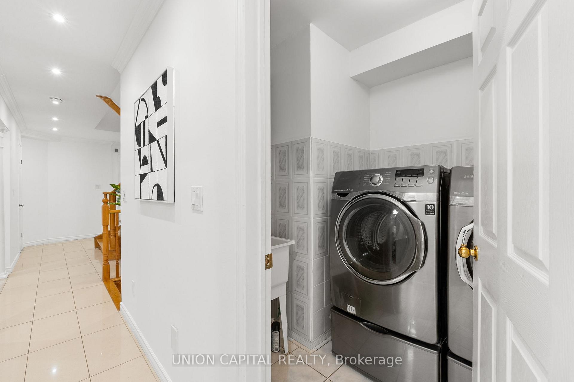Photo 32 of 25 Milano Avenue, Vaughan, West Woodbridge — HOMEH