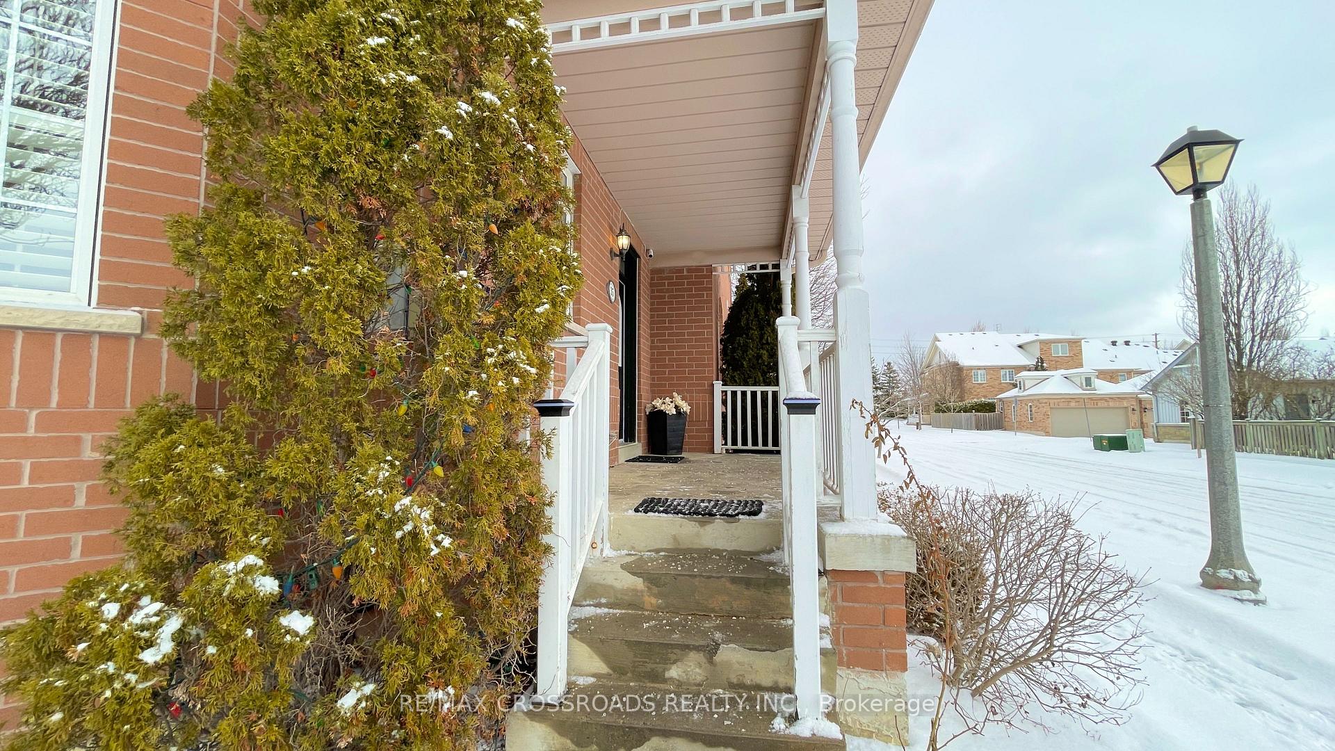 Photo 2 of 35 Dancer's Drive, Markham, Angus Glen — HOMEH
