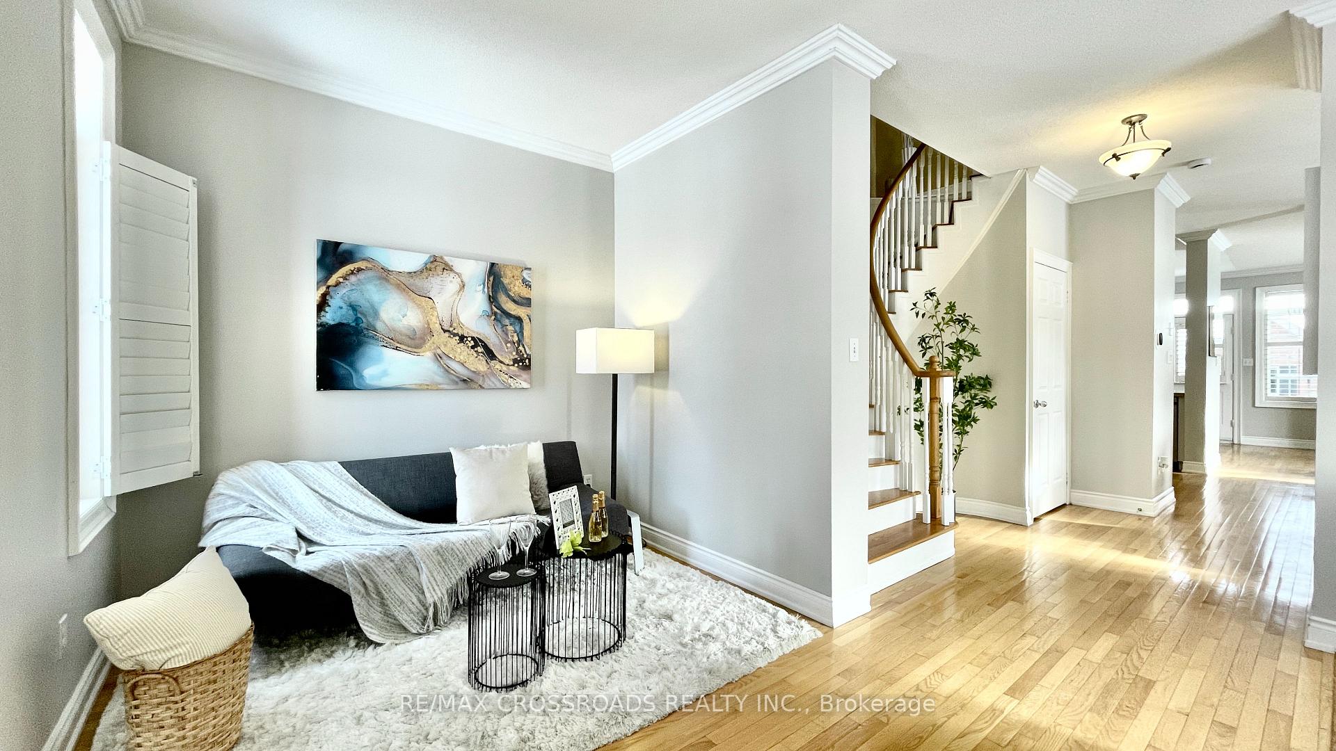 Photo 5 of 35 Dancer's Drive, Markham, Angus Glen — HOMEH