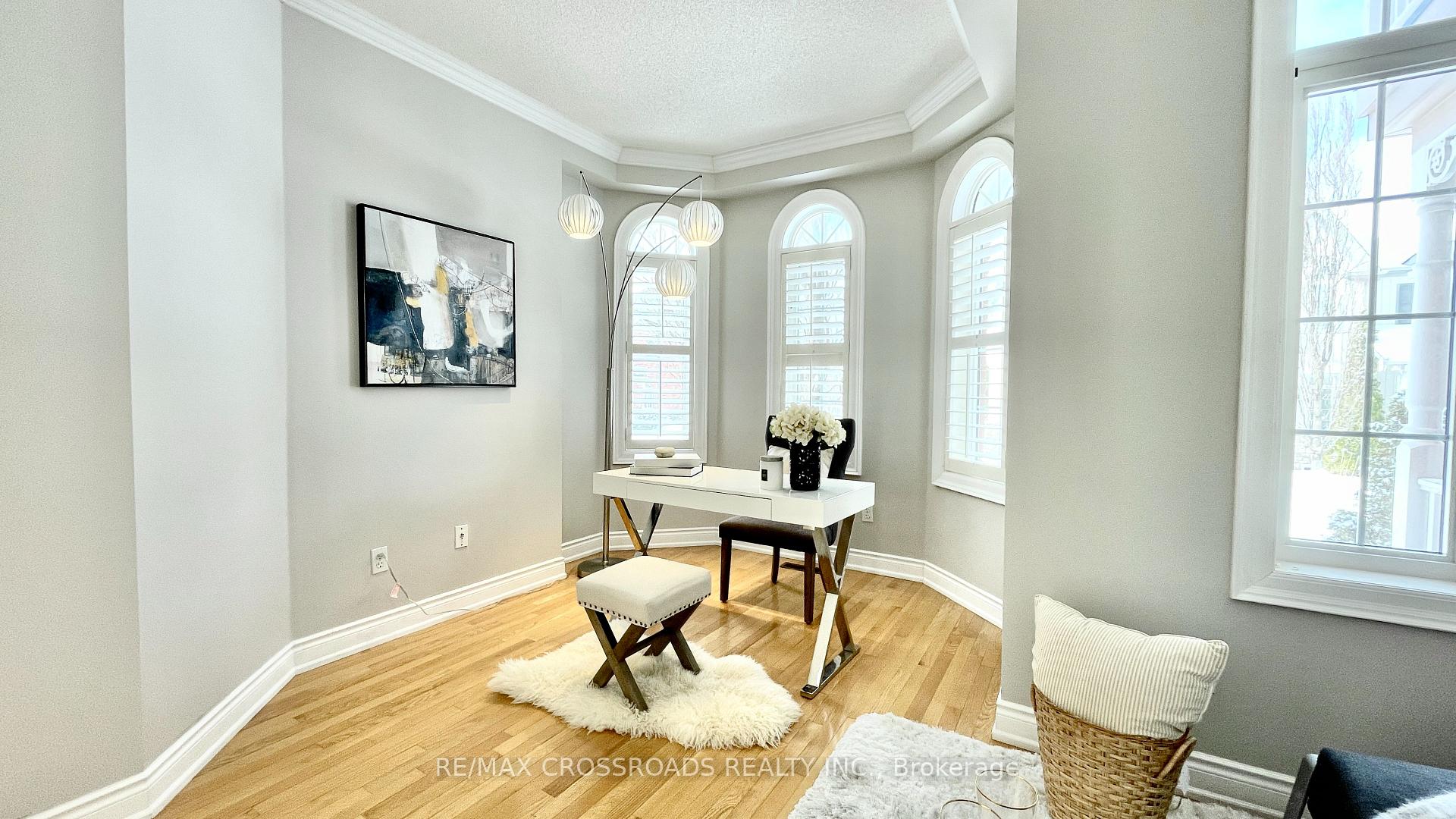 Photo 7 of 35 Dancer's Drive, Markham, Angus Glen — HOMEH