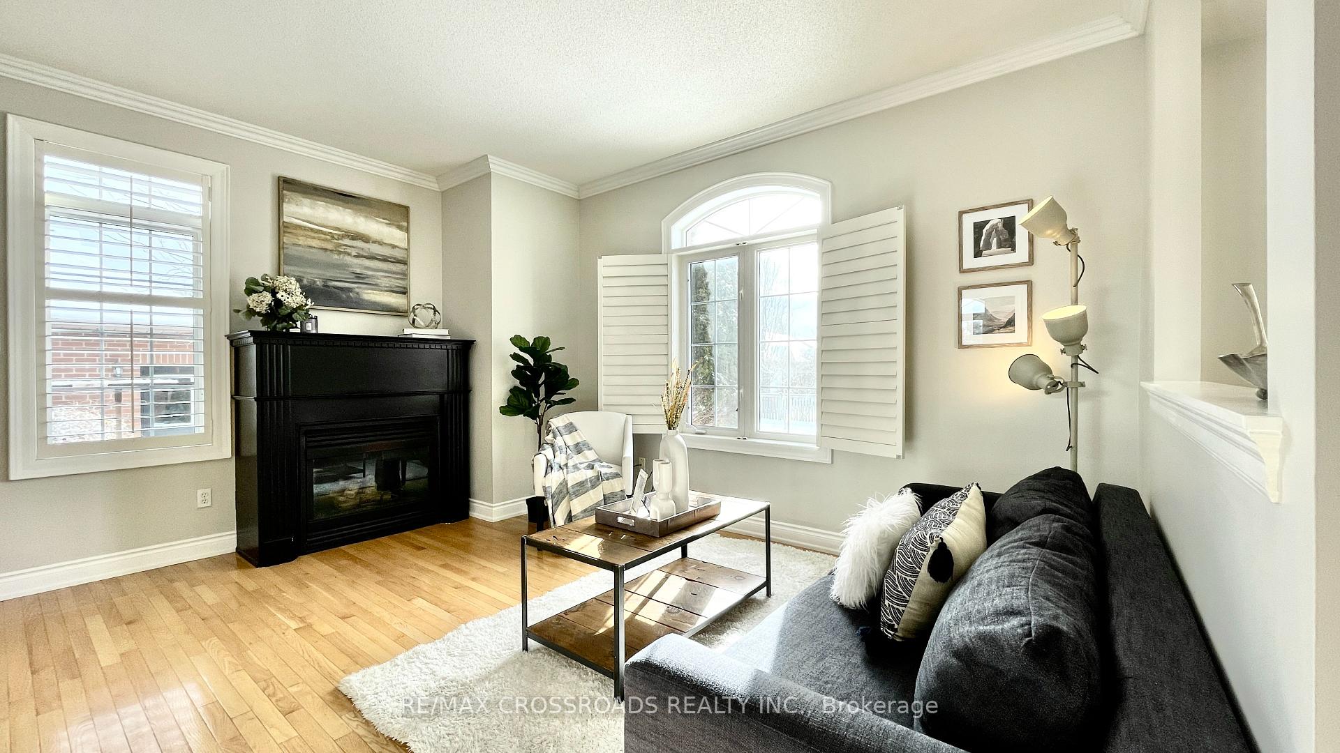 Photo 10 of 35 Dancer's Drive, Markham, Angus Glen — HOMEH