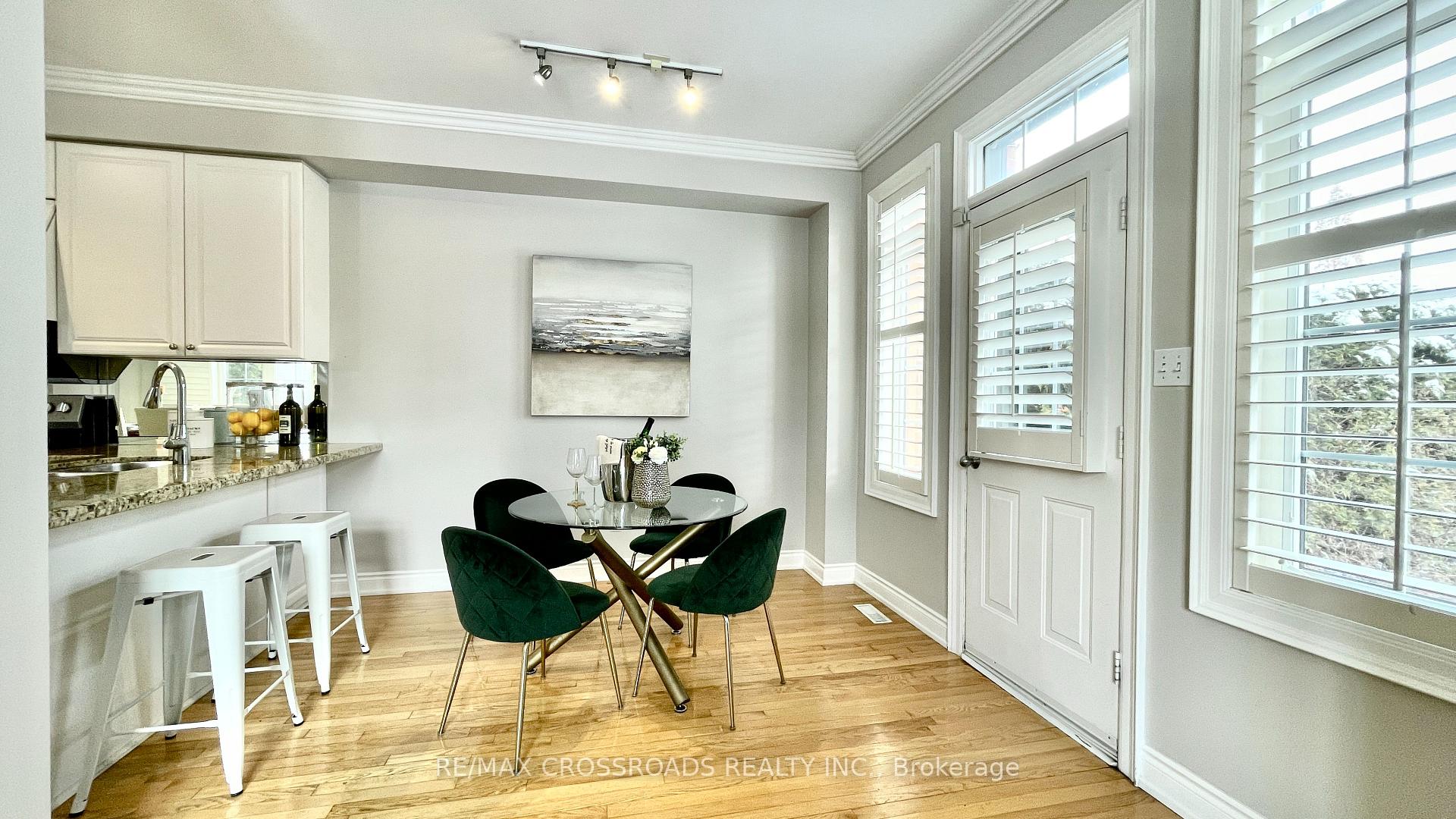 Photo 13 of 35 Dancer's Drive, Markham, Angus Glen — HOMEH