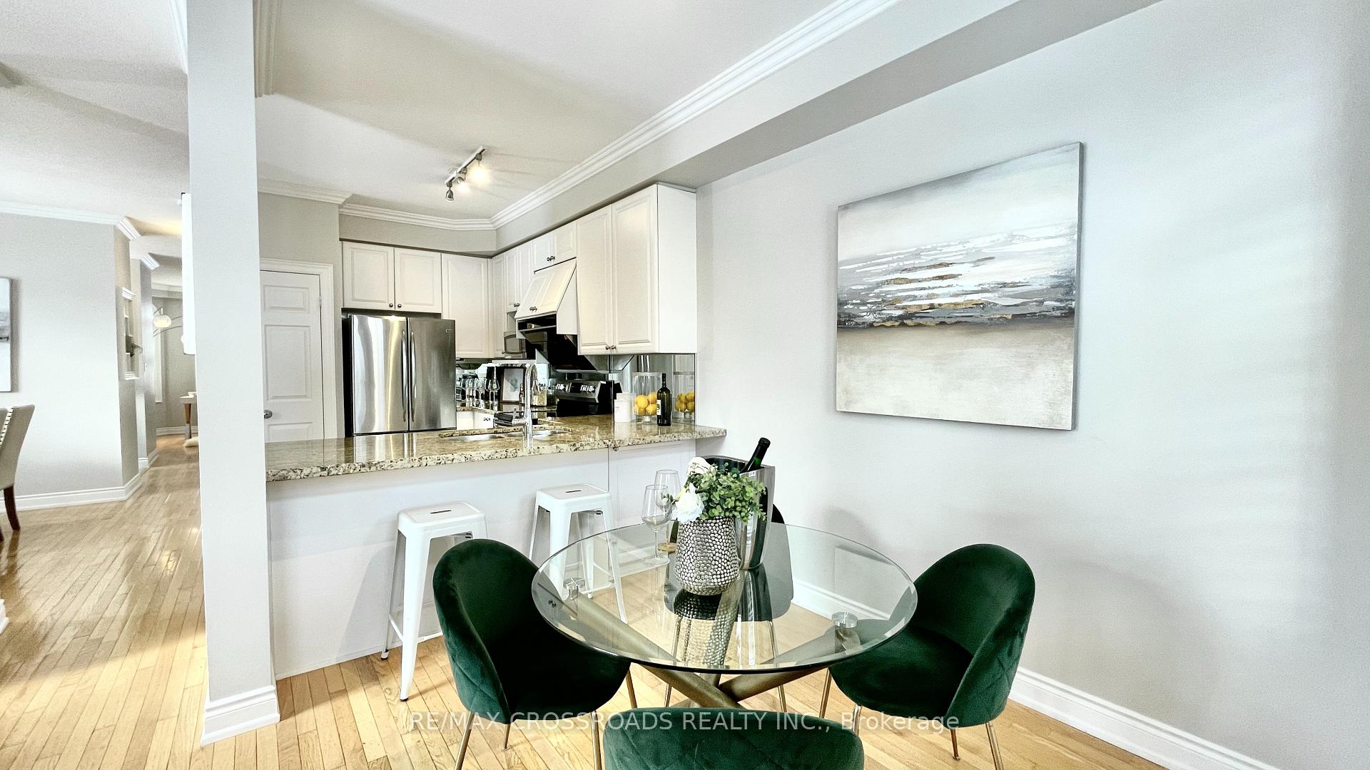 Photo 14 of 35 Dancer's Drive, Markham, Angus Glen — HOMEH