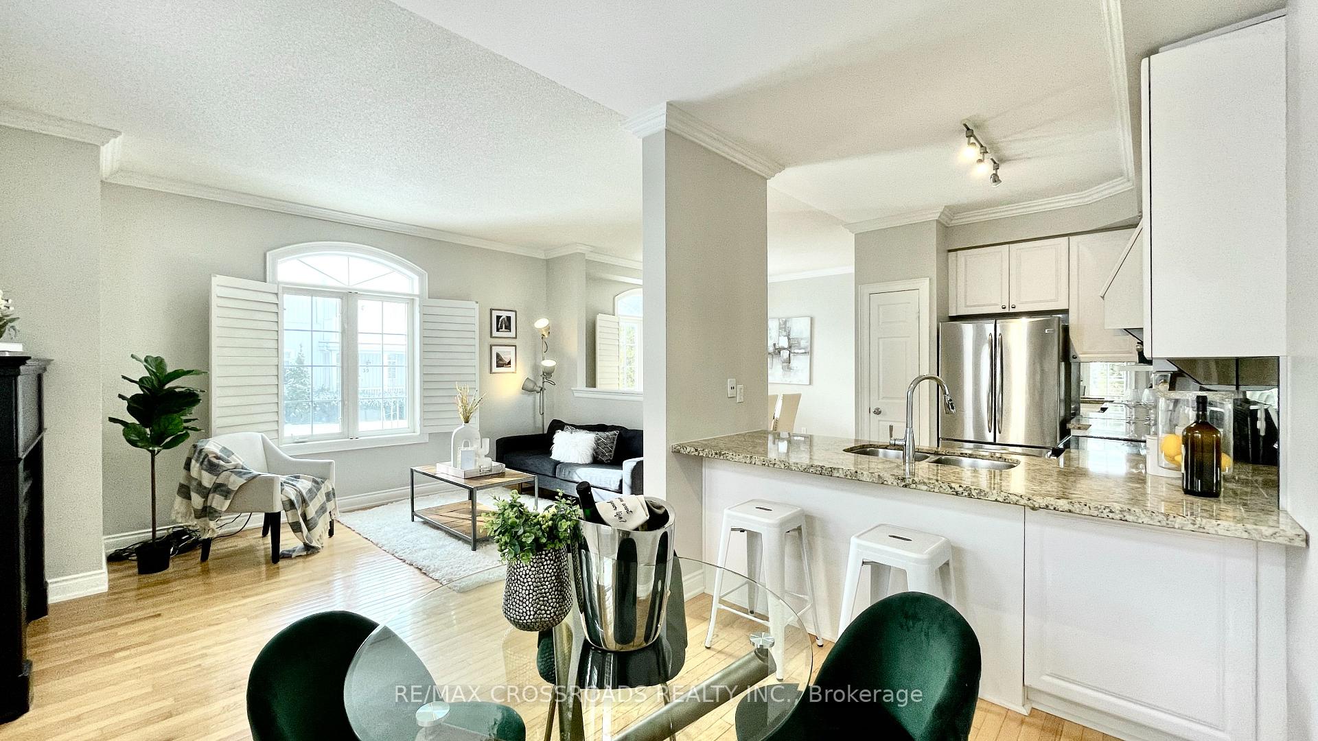 Photo 15 of 35 Dancer's Drive, Markham, Angus Glen — HOMEH