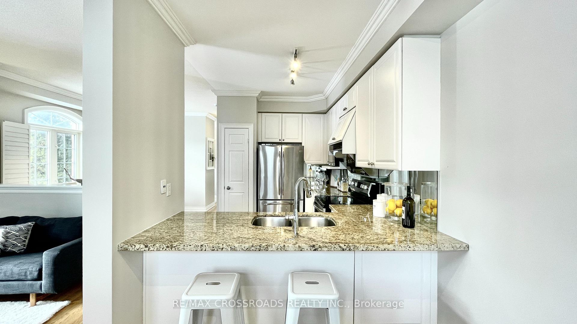 Photo 16 of 35 Dancer's Drive, Markham, Angus Glen — HOMEH