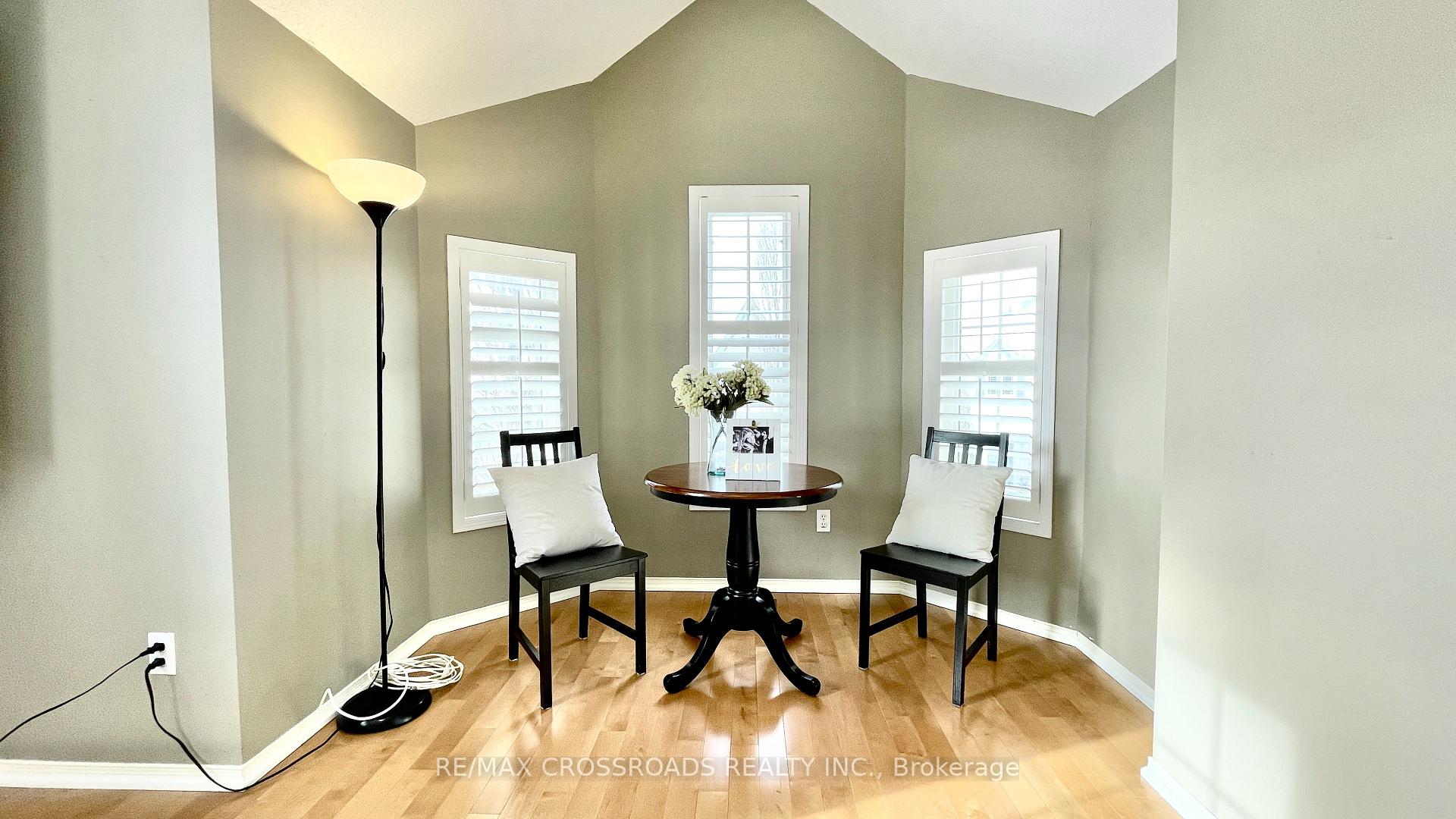 Photo 20 of 35 Dancer's Drive, Markham, Angus Glen — HOMEH
