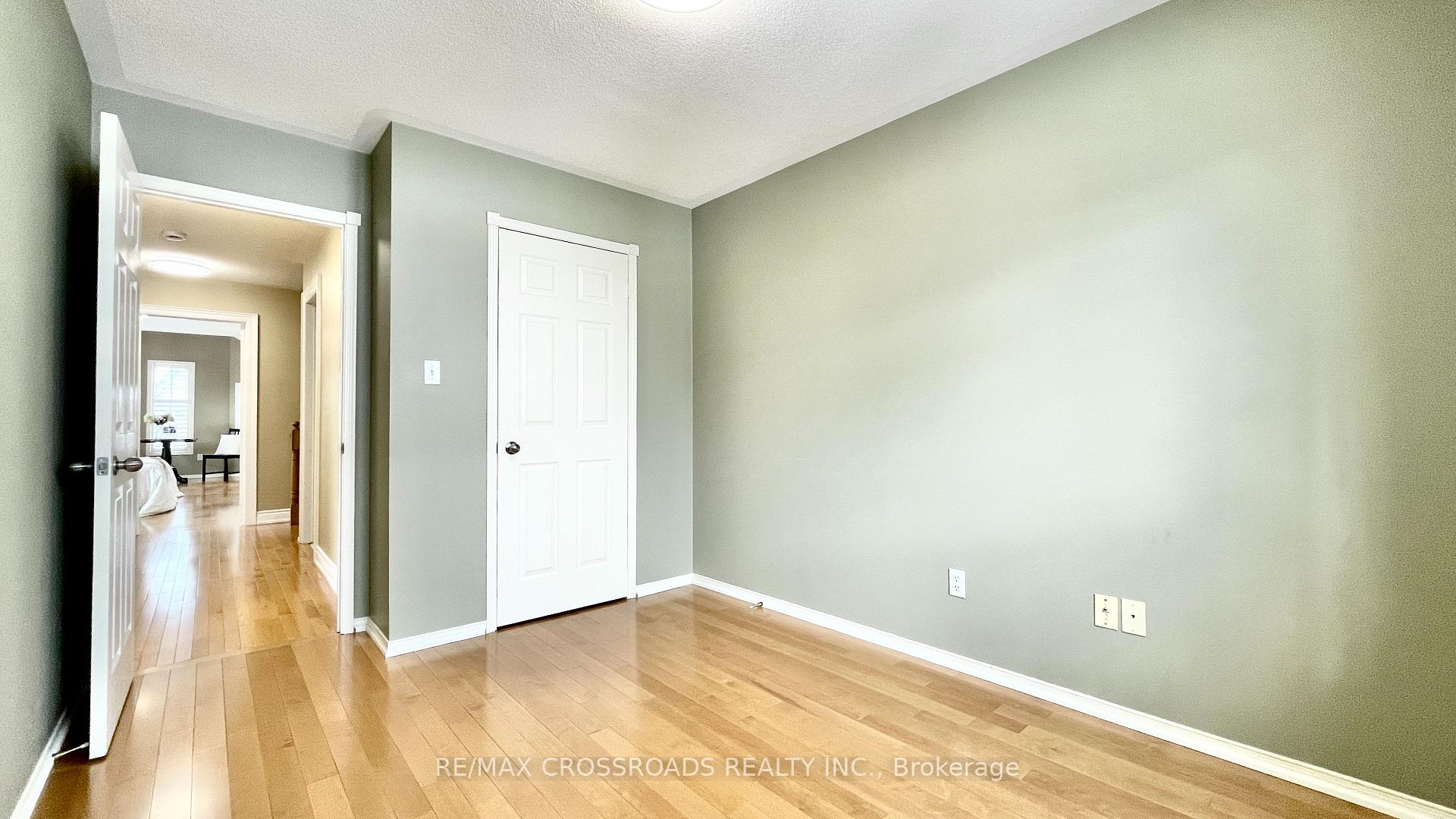 Photo 28 of 35 Dancer's Drive, Markham, Angus Glen — HOMEH